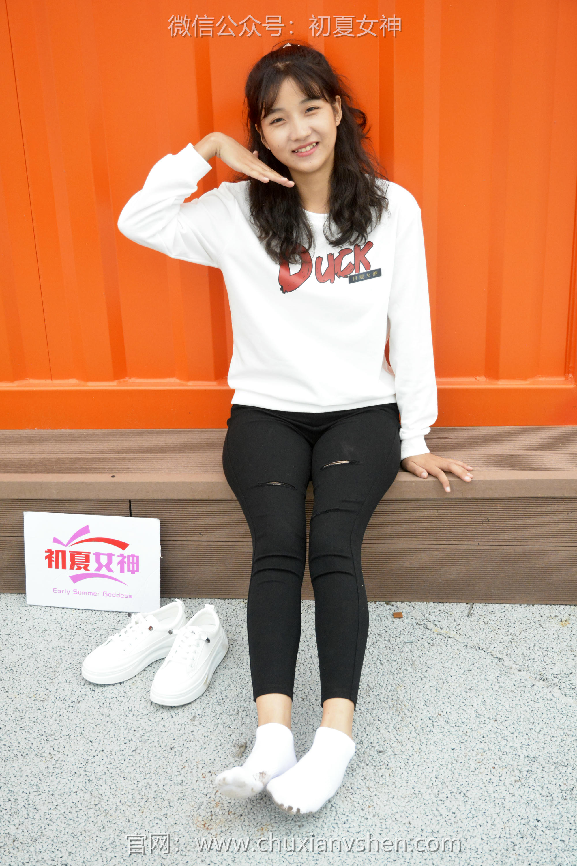 初夏女神 NO.082 点点 休闲卫衣[150P+1V／5.26GB]_第5集