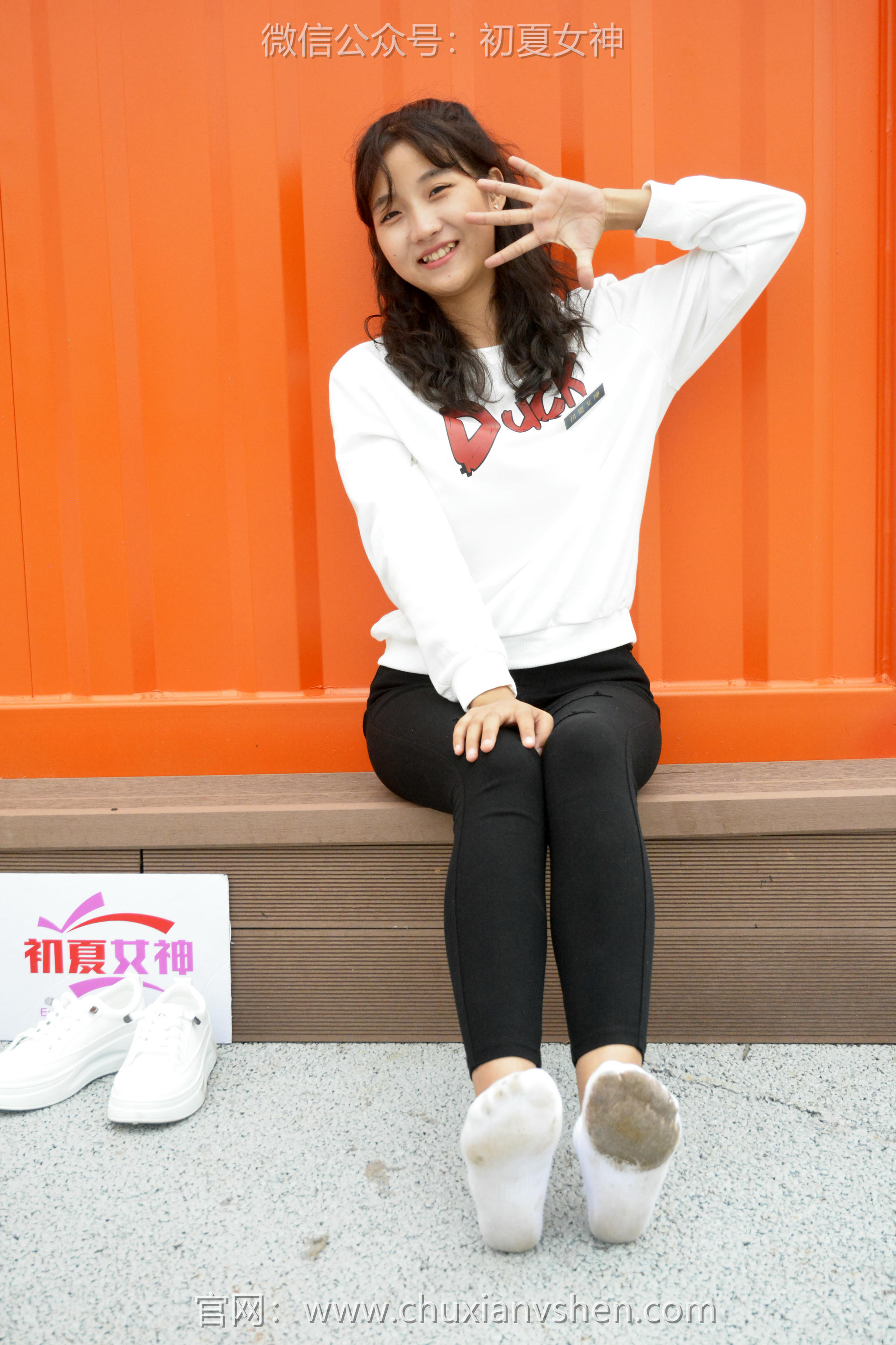 初夏女神 NO.082 点点 休闲卫衣[150P+1V／5.26GB]_第5集