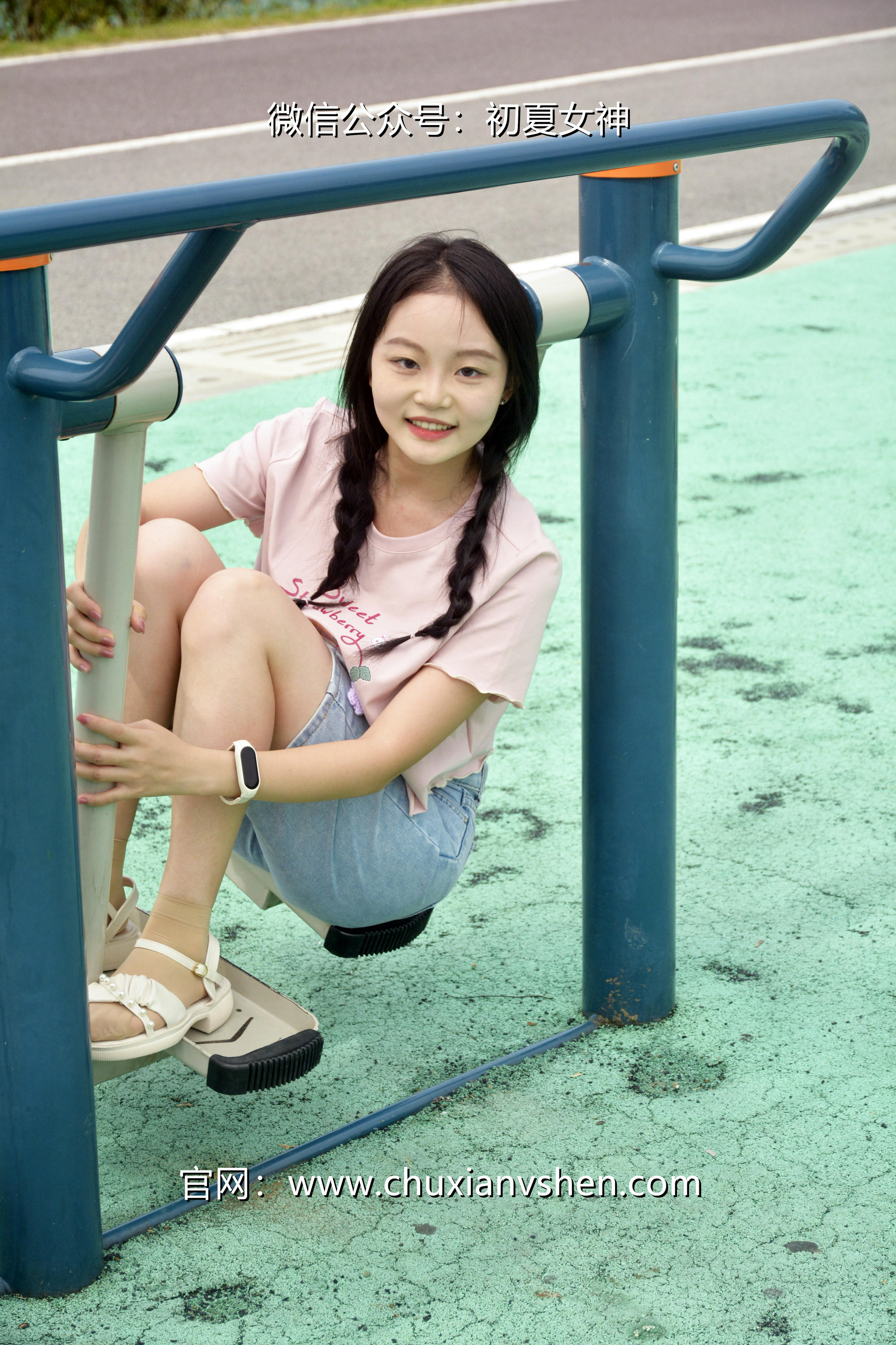 初夏女神 NO.084 双双 回到童年[121P+1V／4.92GB]_第2集