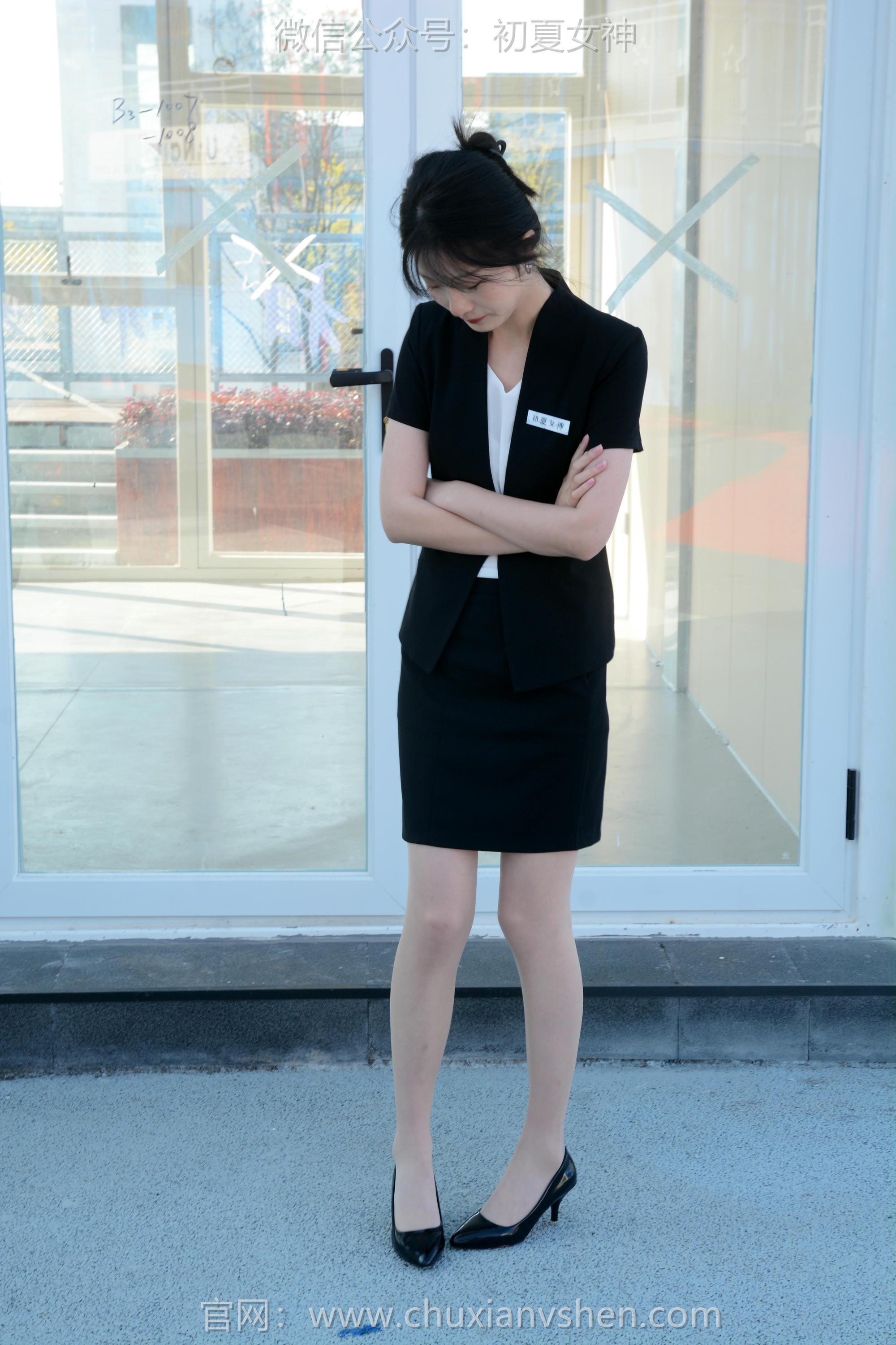 初夏女神 NO.085 安妮 黑色西装[140P+1V／4.68GB]_第1集