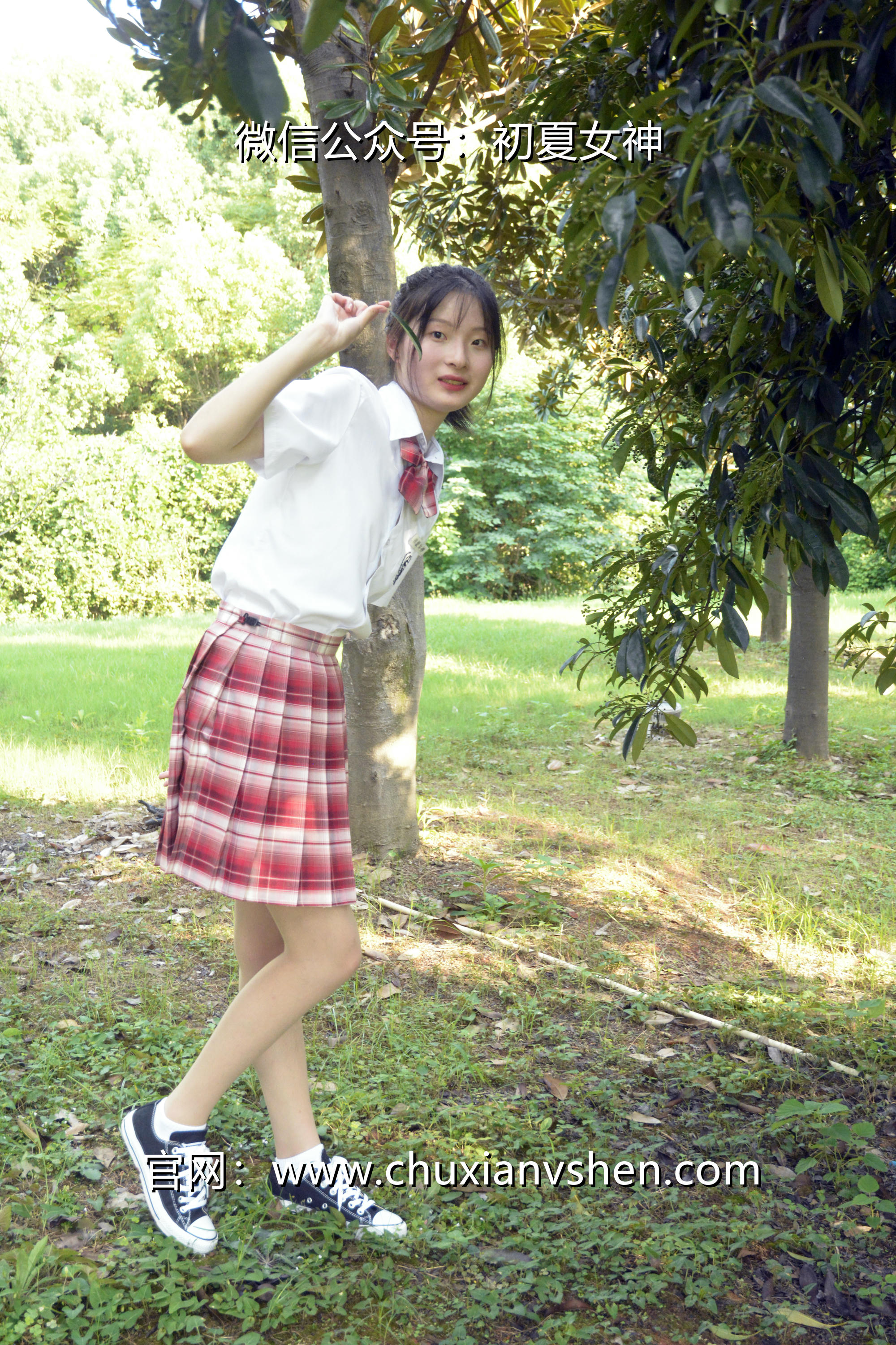 初夏女神 NO.092 安妮 草莓色JK[140P+1V／5.98GB]_第2集