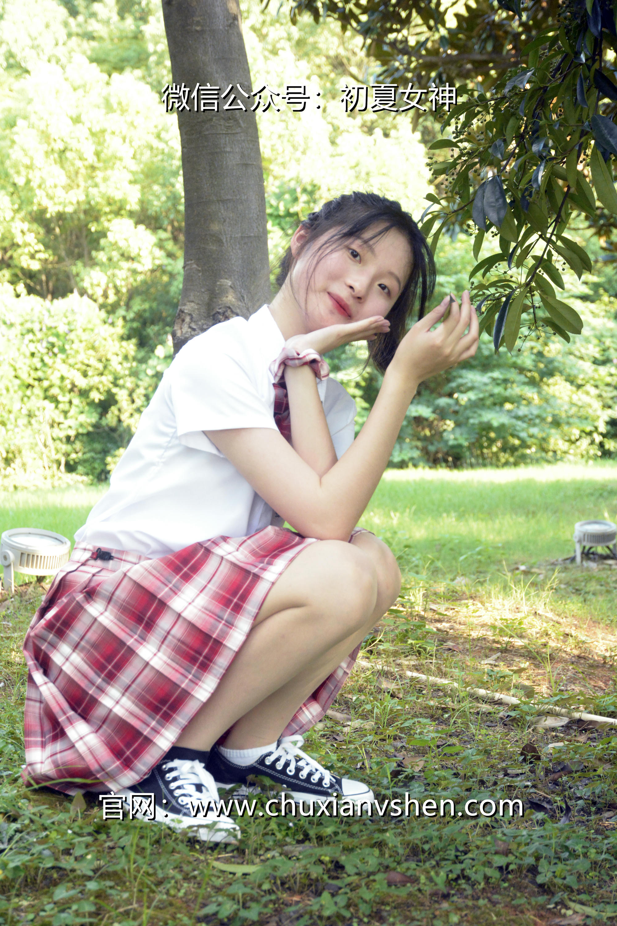 初夏女神 NO.092 安妮 草莓色JK[140P+1V／5.98GB]_第3集