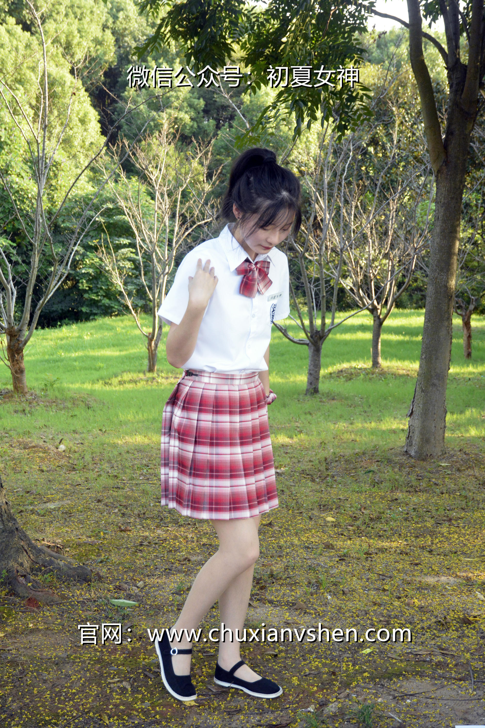 初夏女神 NO.092 安妮 草莓色JK[140P+1V／5.98GB]_第5集