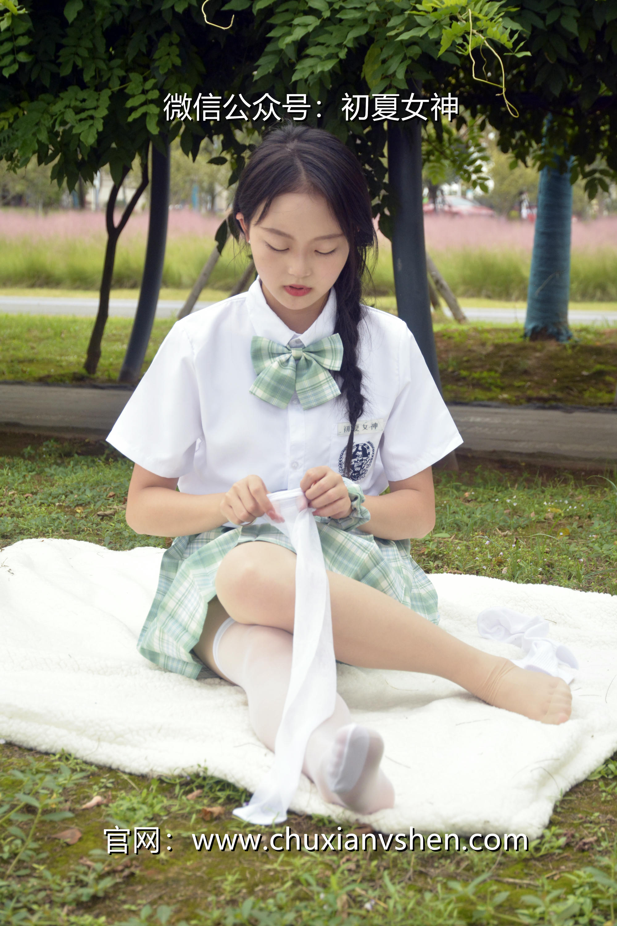 初夏女神 NO.093 双双 雪松JK套[140P+1V／5.53GB]_第6集