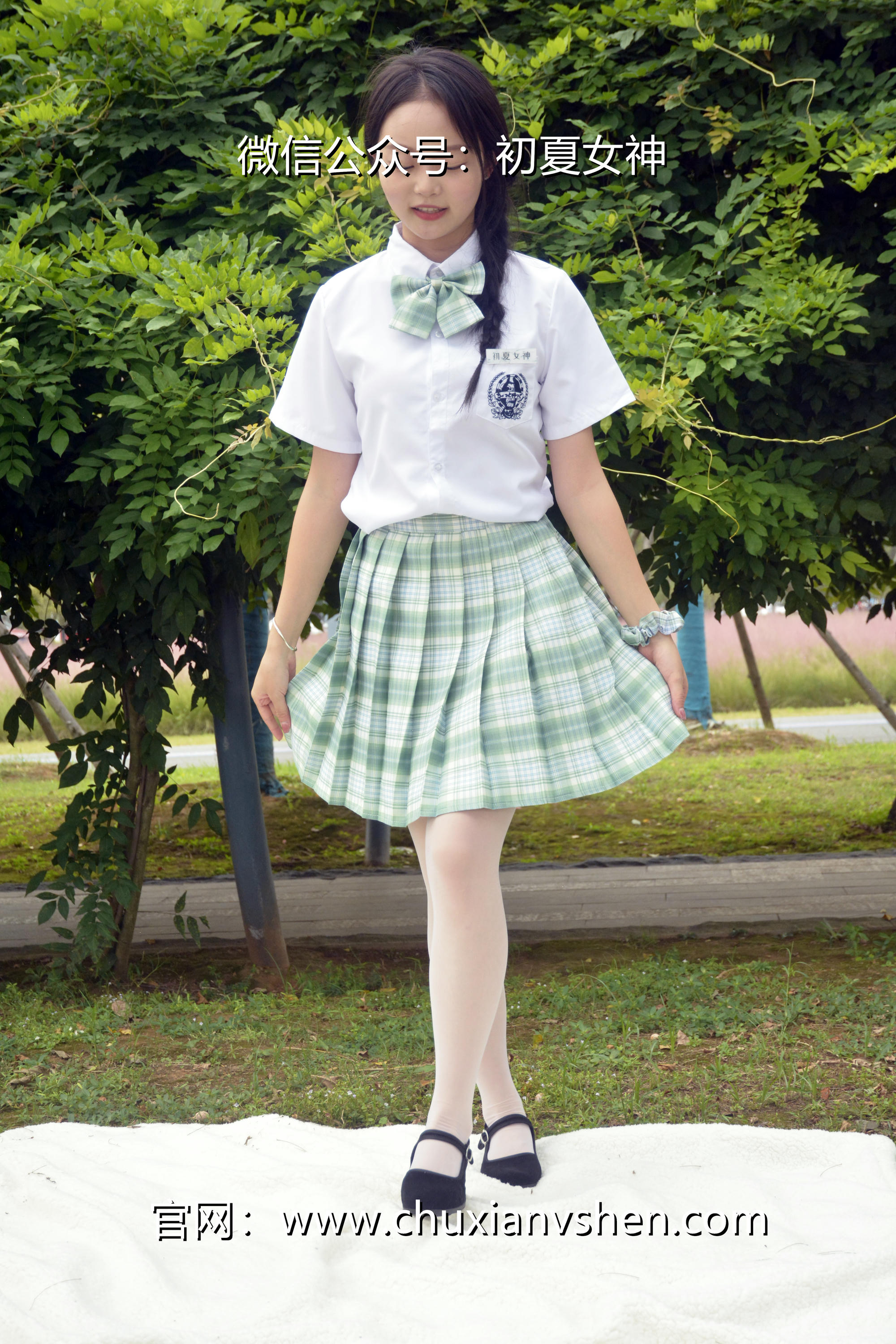 初夏女神 NO.093 双双 雪松JK套[140P+1V／5.53GB]_第7集