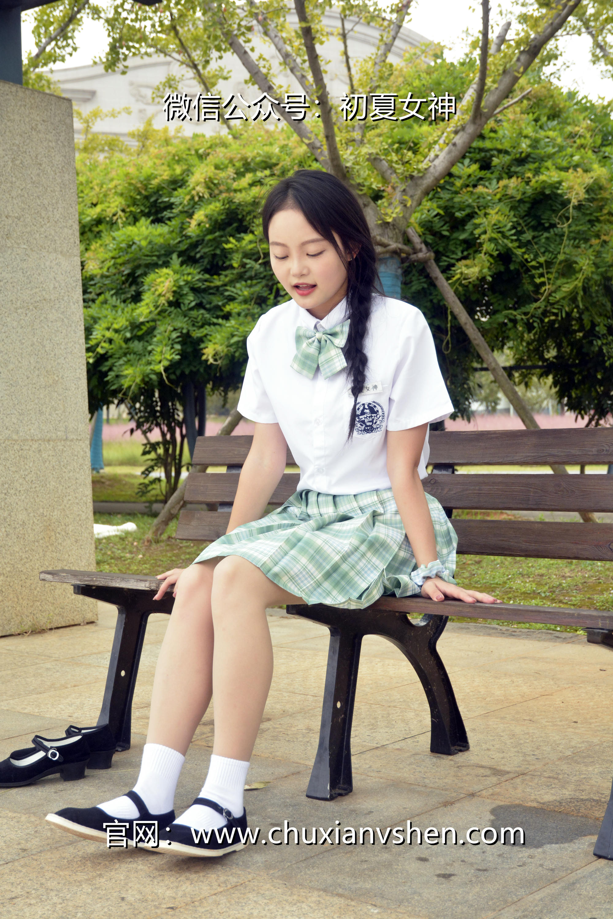 初夏女神 NO.093 双双 雪松JK套[140P+1V／5.53GB]_第5集