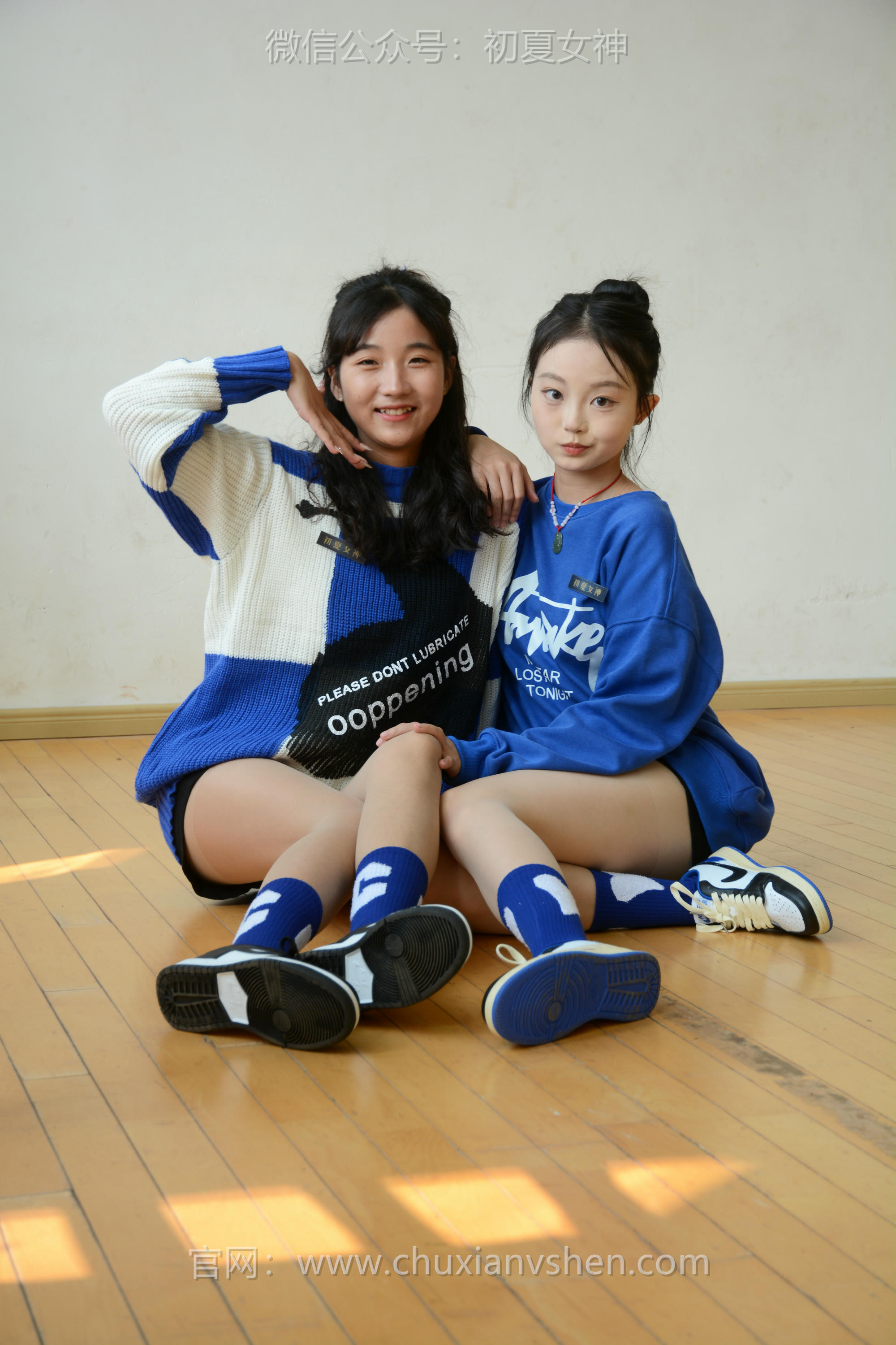 初夏女神 NO.095 点点、双双 蓝色多巴胺[151P+1V／4.79GB]_第4集