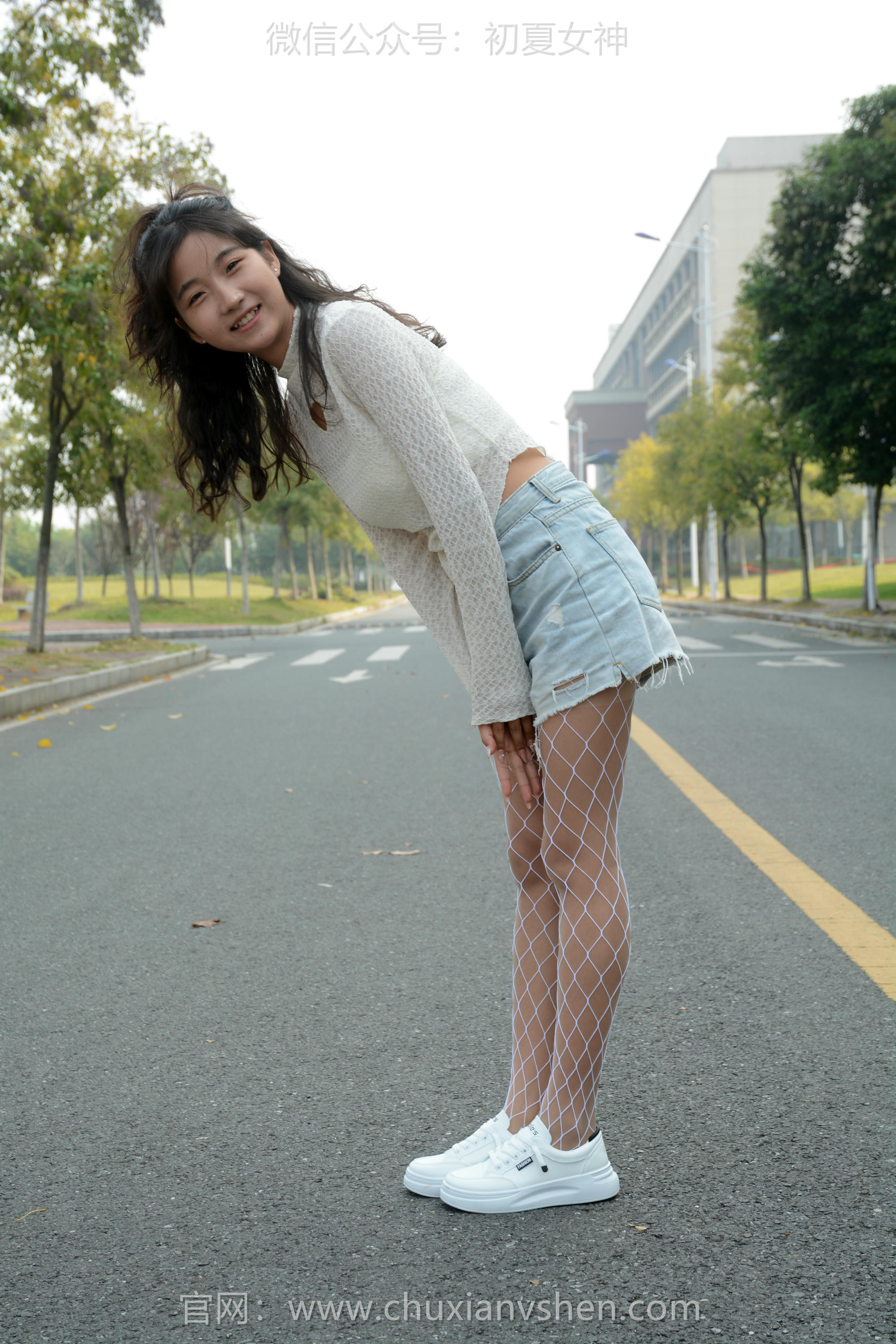 初夏女神 NO.097 点点 跟潮流风[140P+1V／4.91GB]_第6集