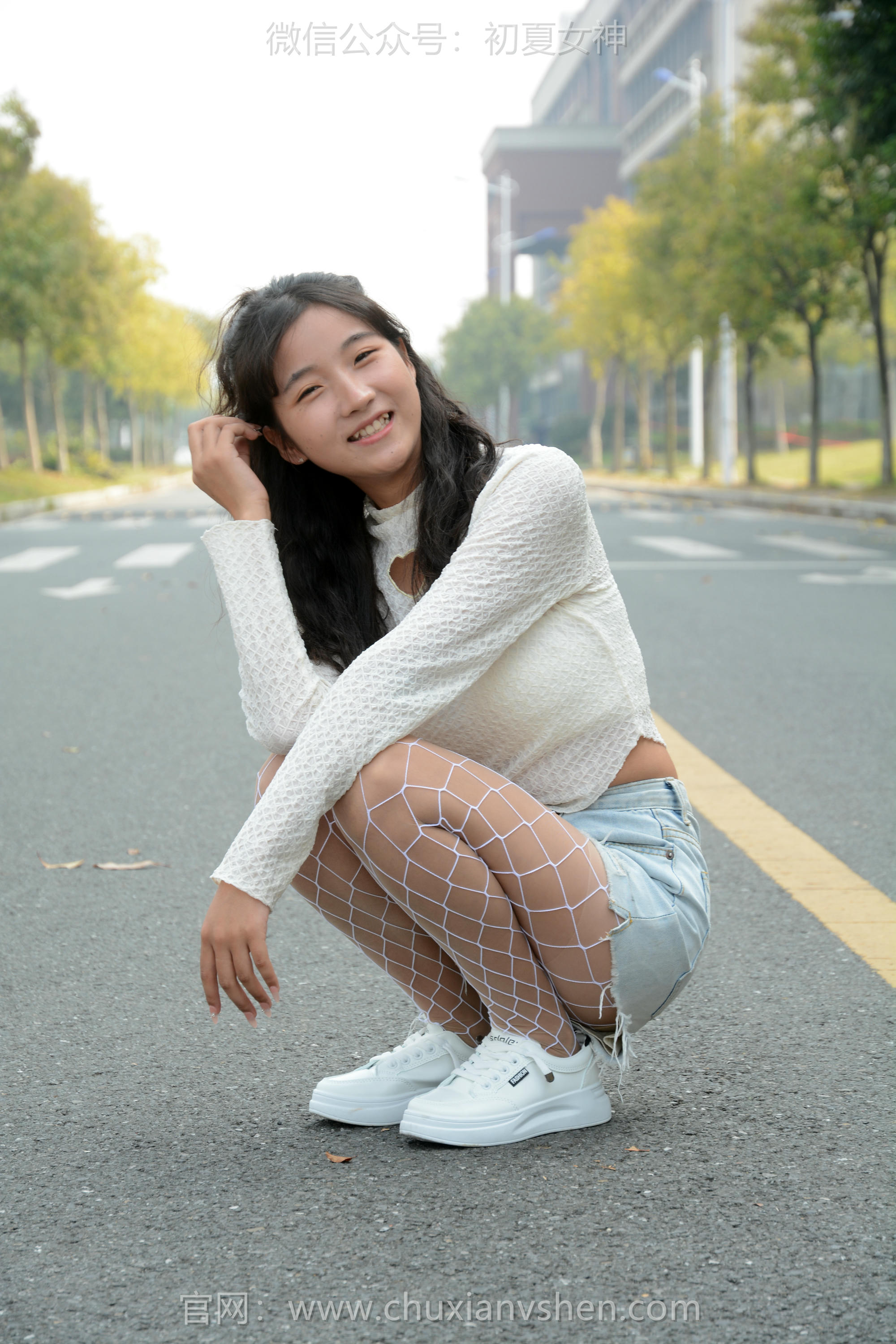 初夏女神 NO.097 点点 跟潮流风[140P+1V／4.91GB]_第6集