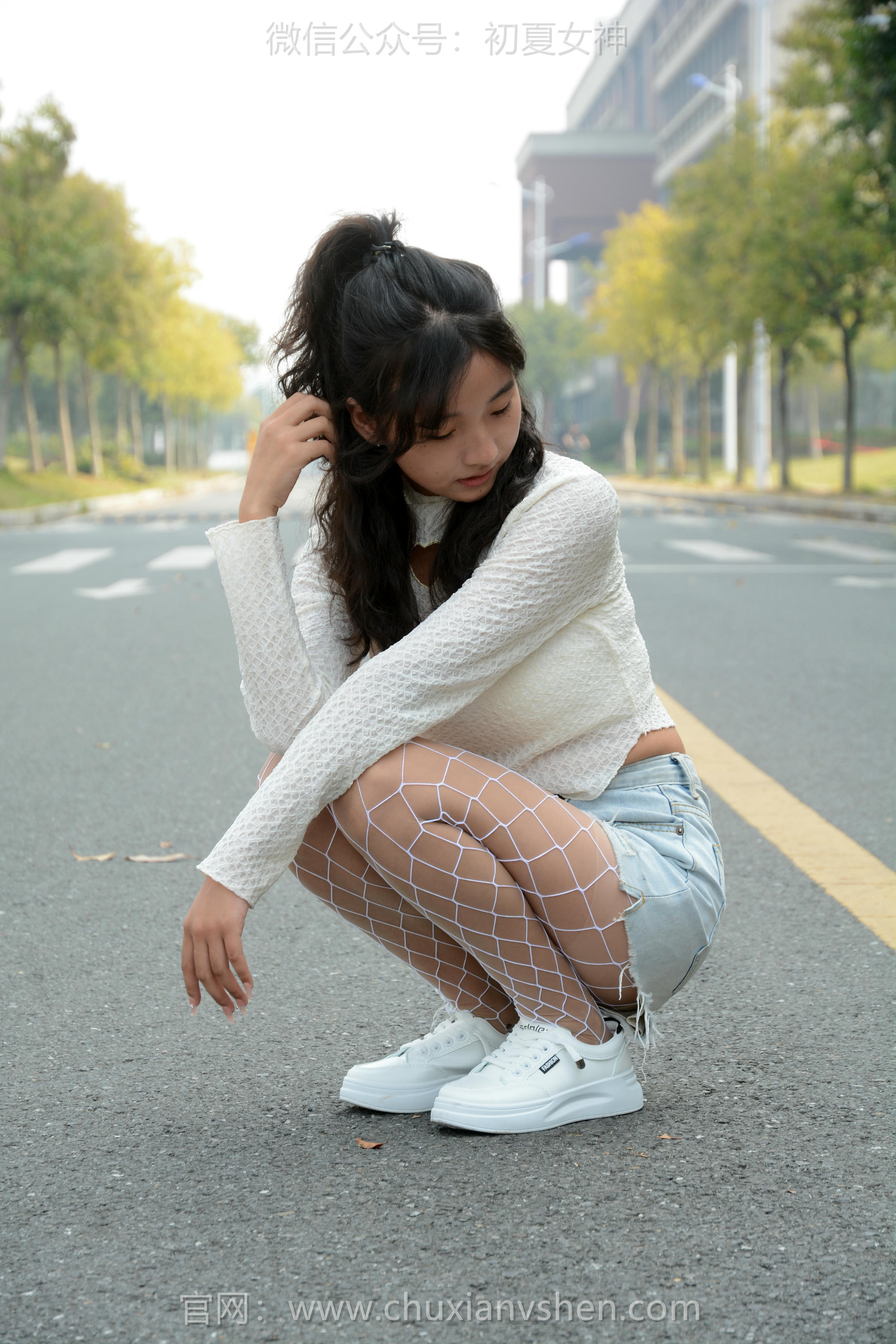 初夏女神 NO.097 点点 跟潮流风[140P+1V／4.91GB]_第6集