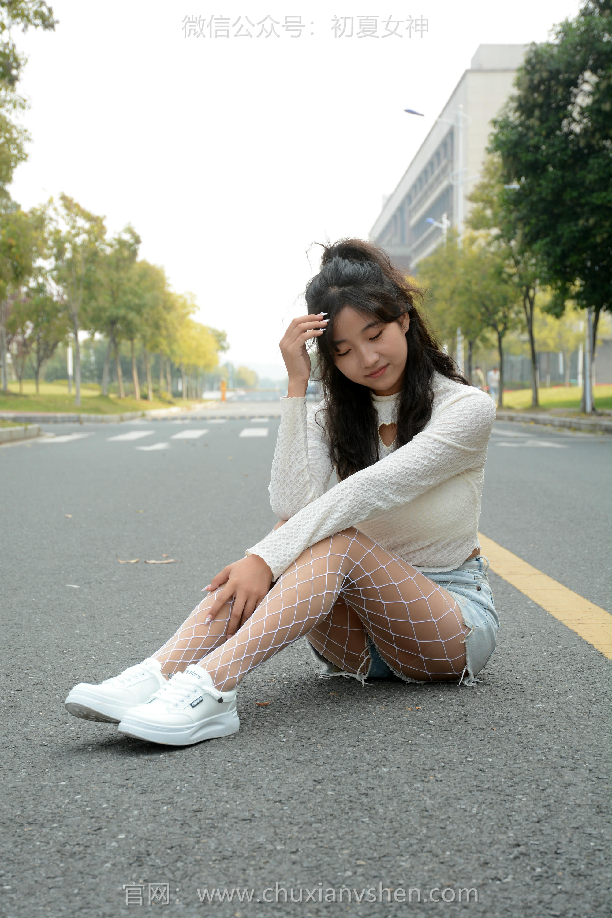 初夏女神 NO.097 点点 跟潮流风[140P+1V／4.91GB]_第6集