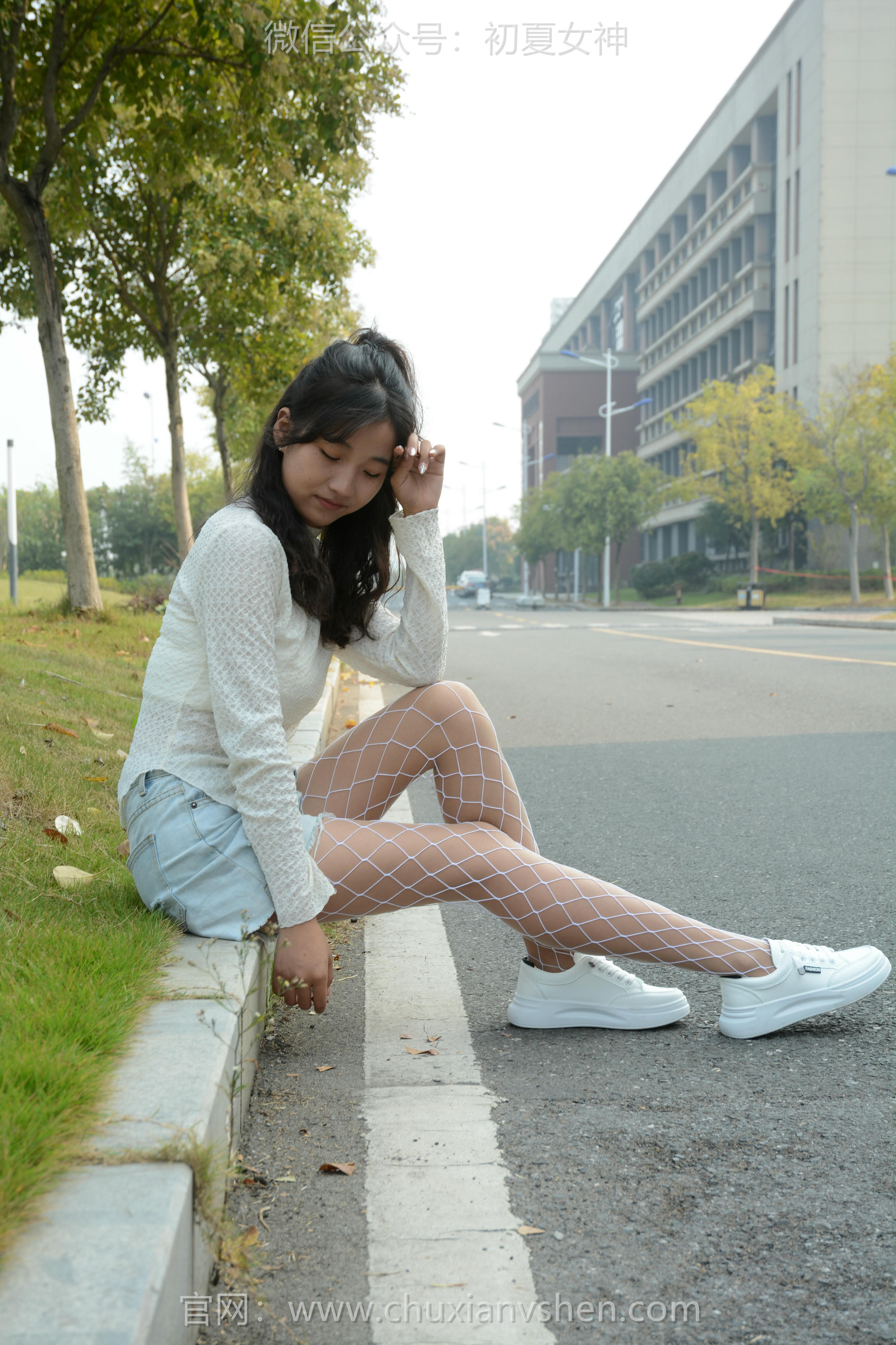 初夏女神 NO.097 点点 跟潮流风[140P+1V／4.91GB]_第7集