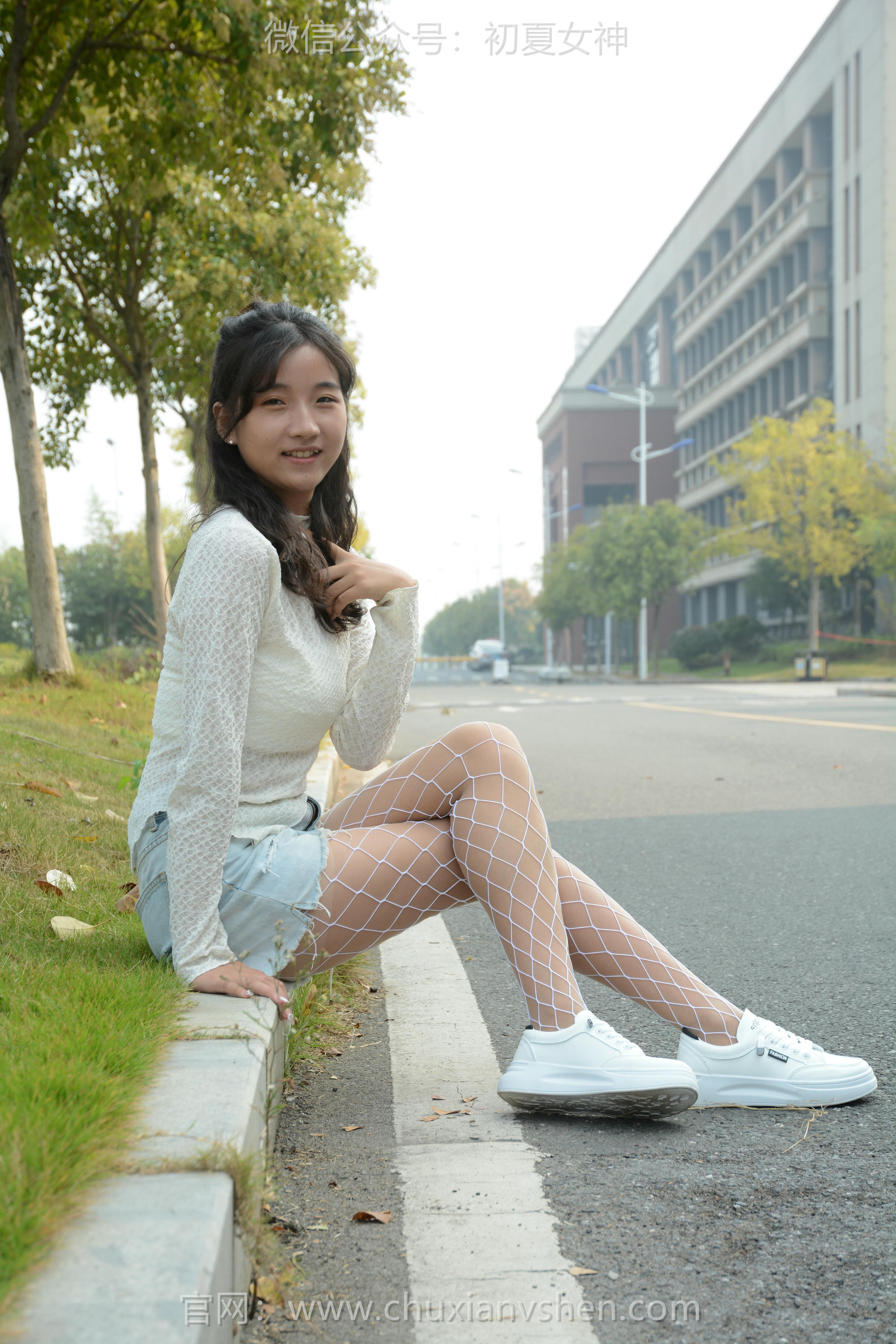 初夏女神 NO.097 点点 跟潮流风[140P+1V／4.91GB]_第7集