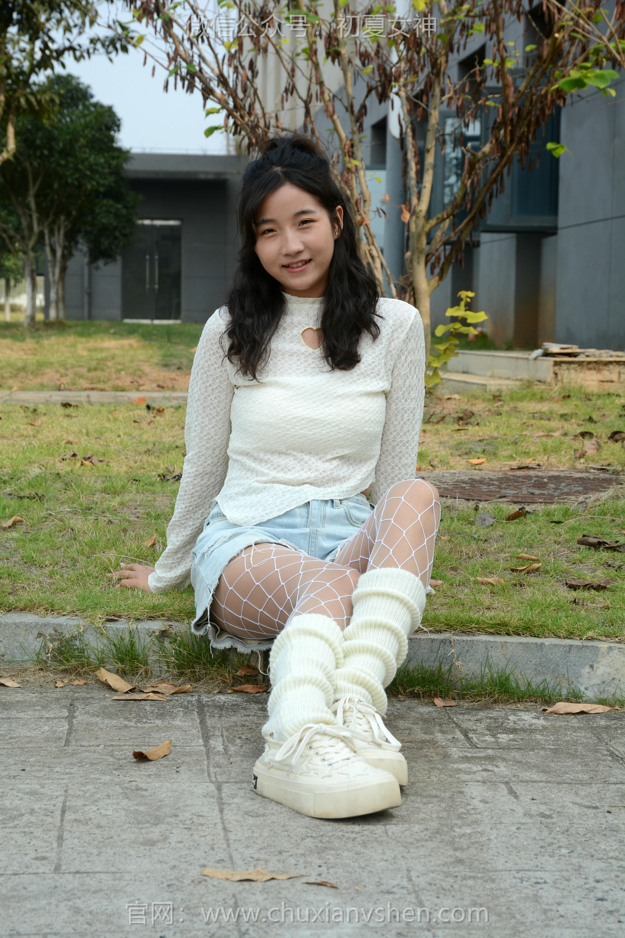 初夏女神 NO.097 点点 跟潮流风[140P+1V／4.91GB]_第2集