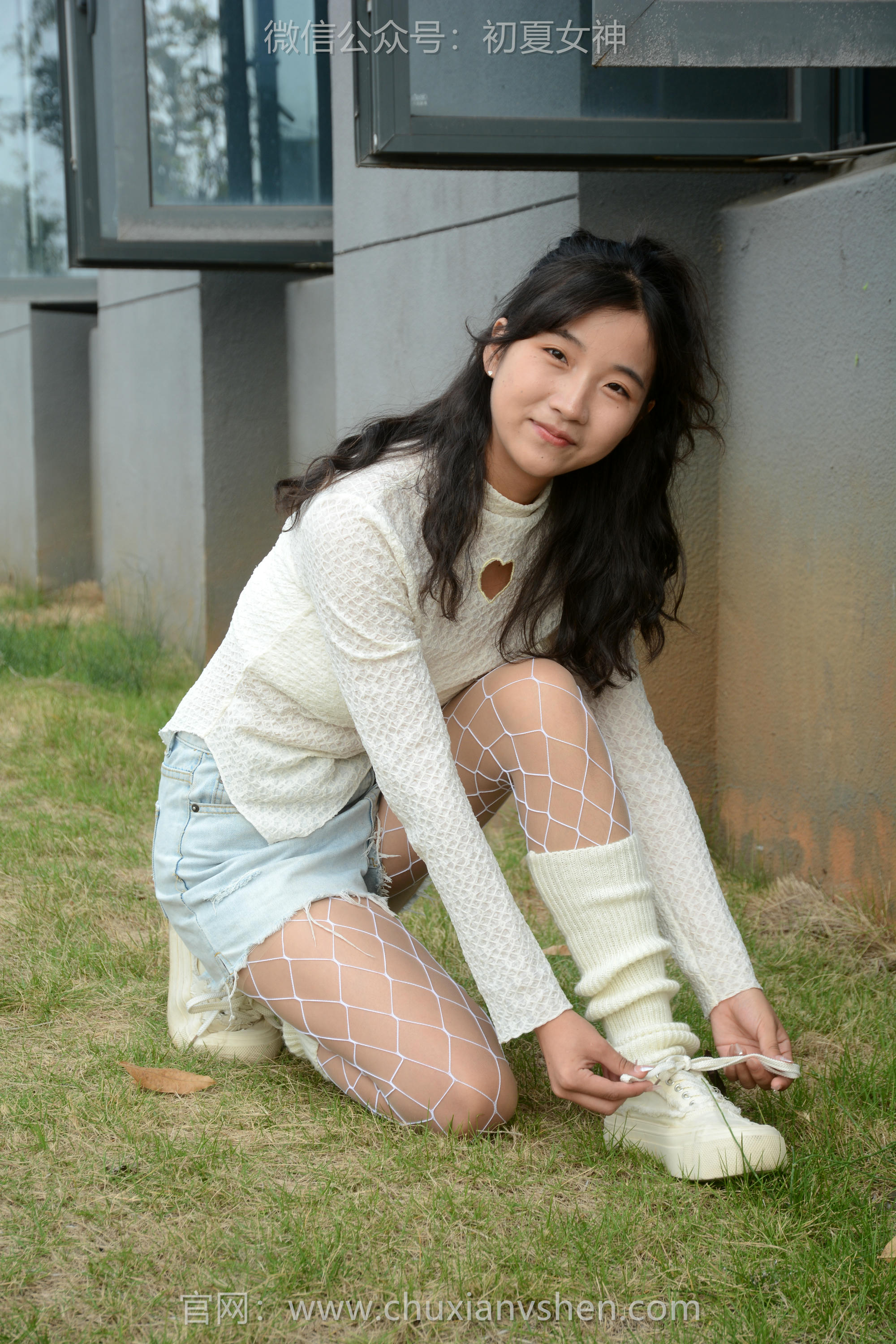 初夏女神 NO.097 点点 跟潮流风[140P+1V／4.91GB]_第2集