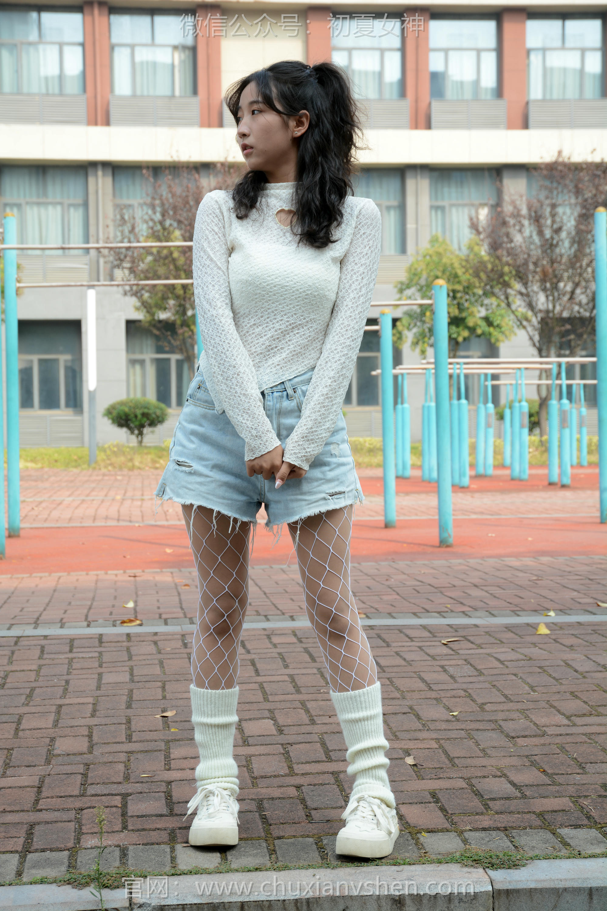 初夏女神 NO.097 点点 跟潮流风[140P+1V／4.91GB]_第4集