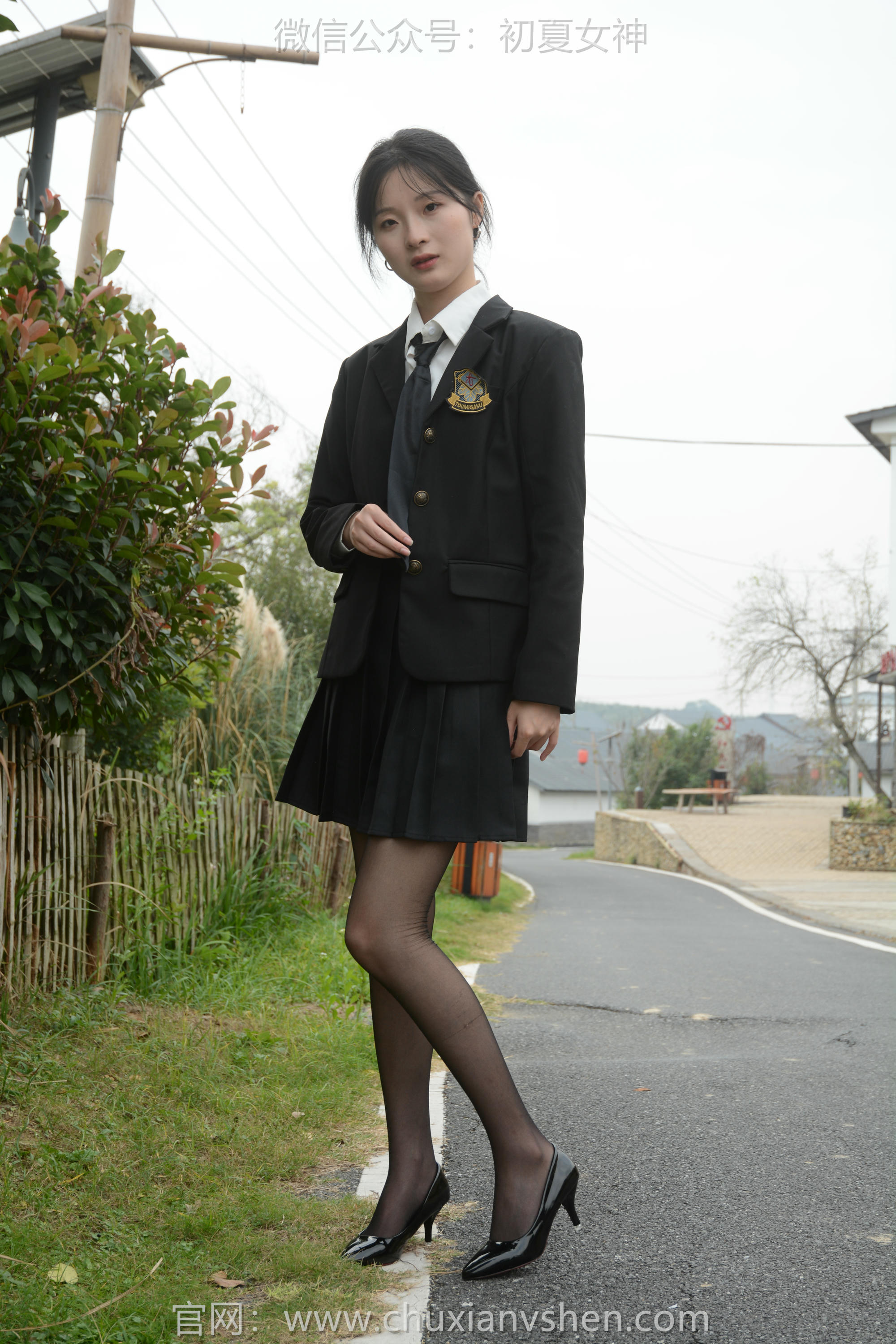 初夏女神 NO.098 安妮 西装小裙[140P+1V／4.95GB]_第2集