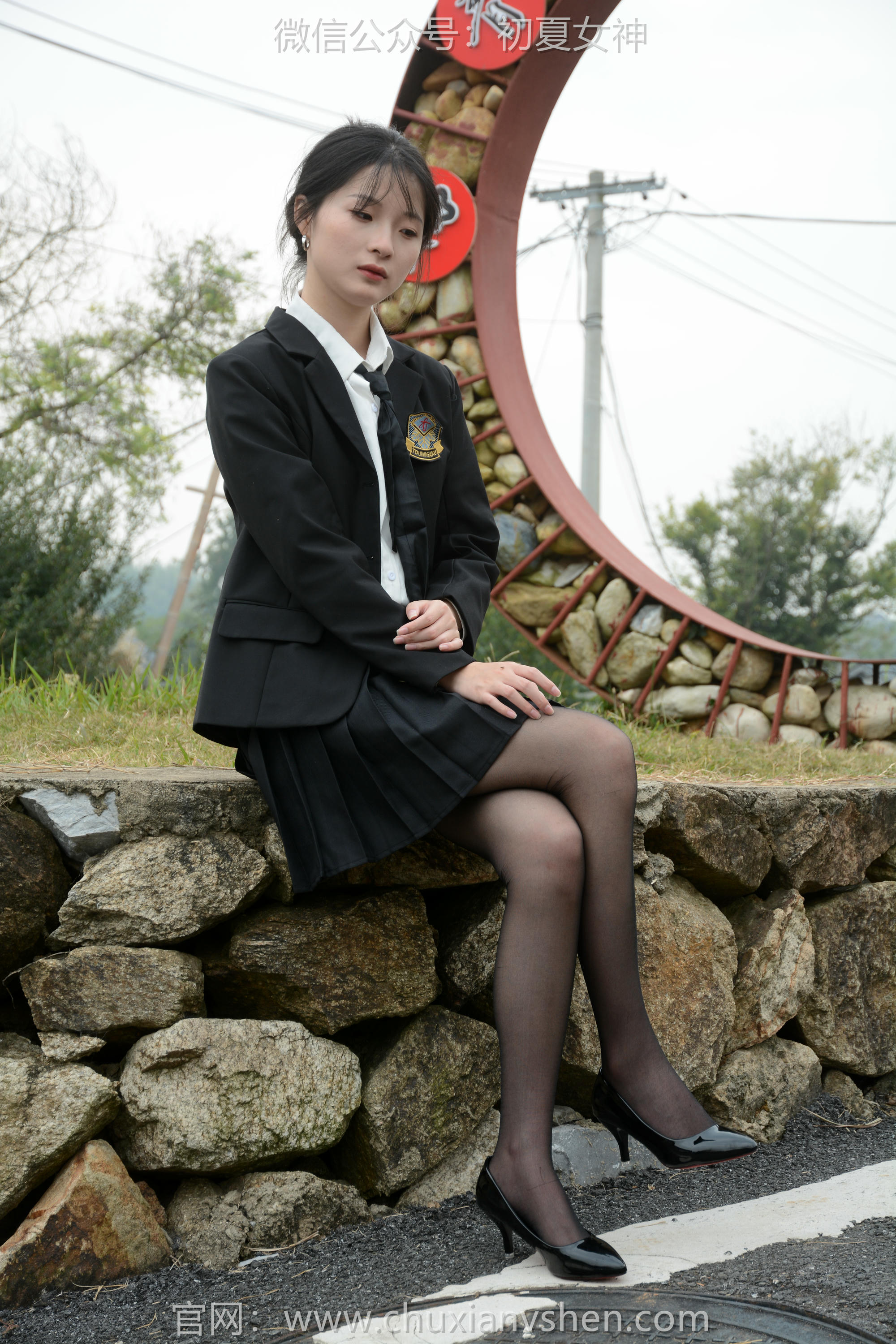 初夏女神 NO.098 安妮 西装小裙[140P+1V／4.95GB]_第3集