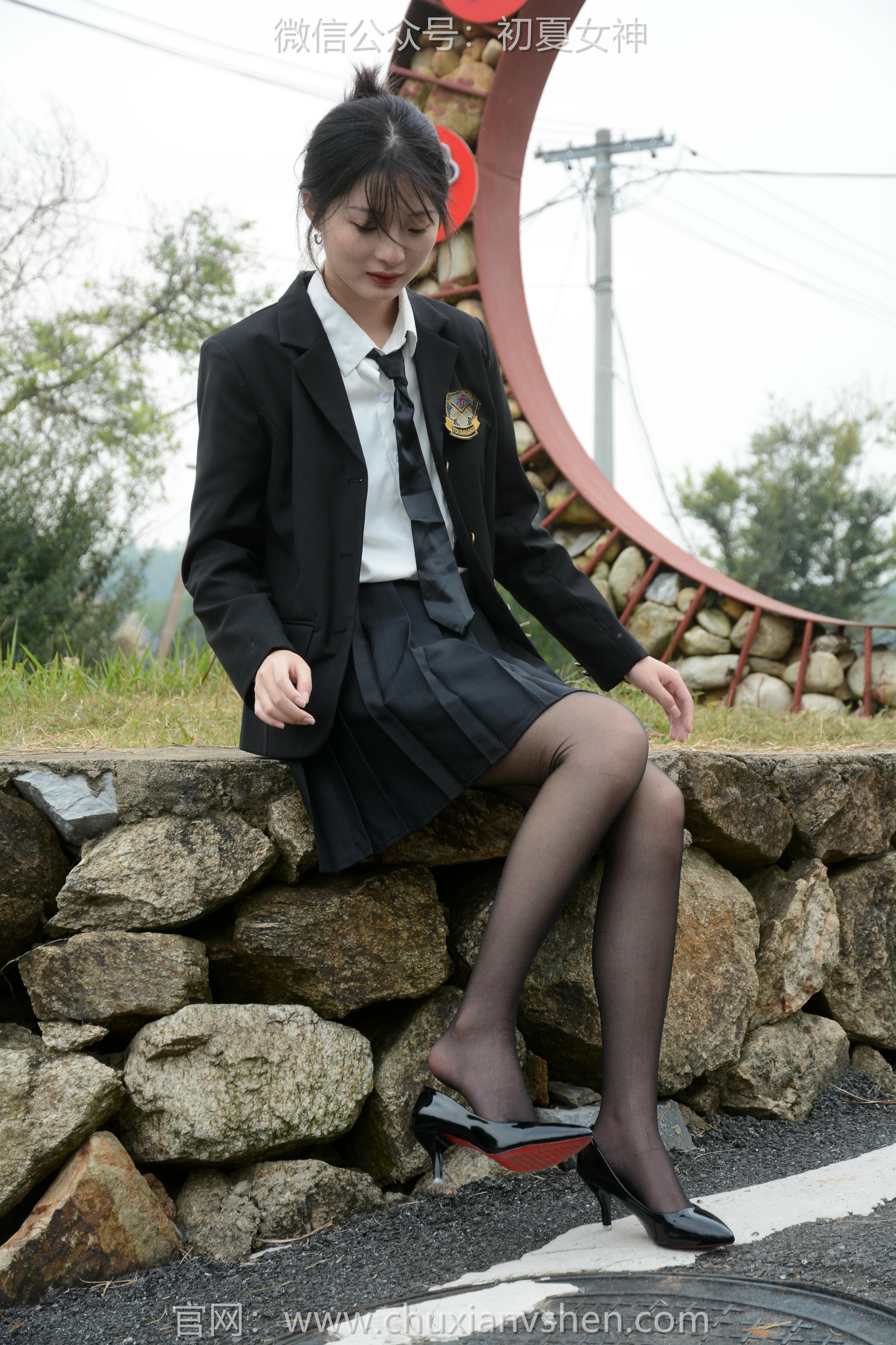 初夏女神 NO.098 安妮 西装小裙[140P+1V／4.95GB]_第3集