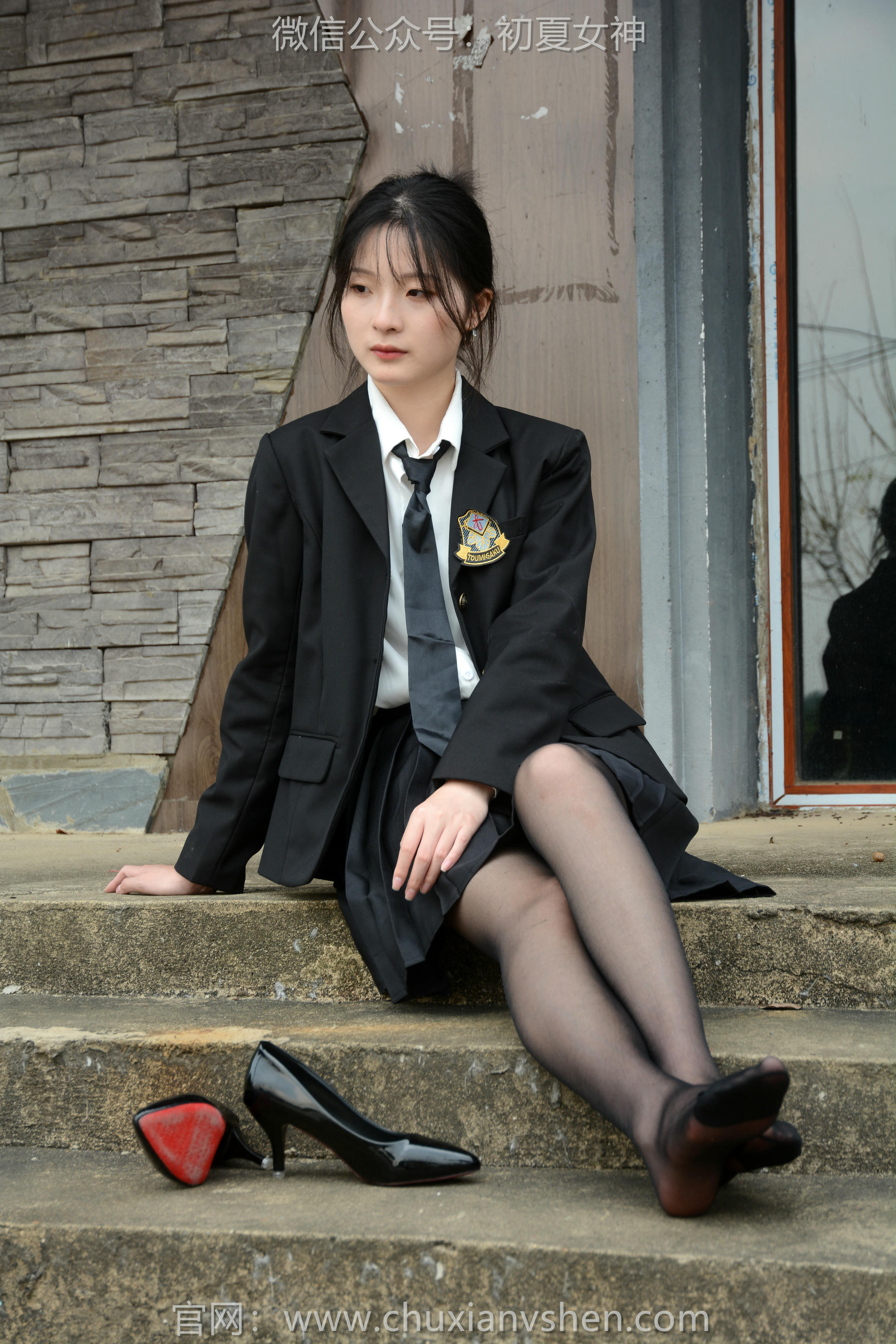 初夏女神 NO.098 安妮 西装小裙[140P+1V／4.95GB]_第4集