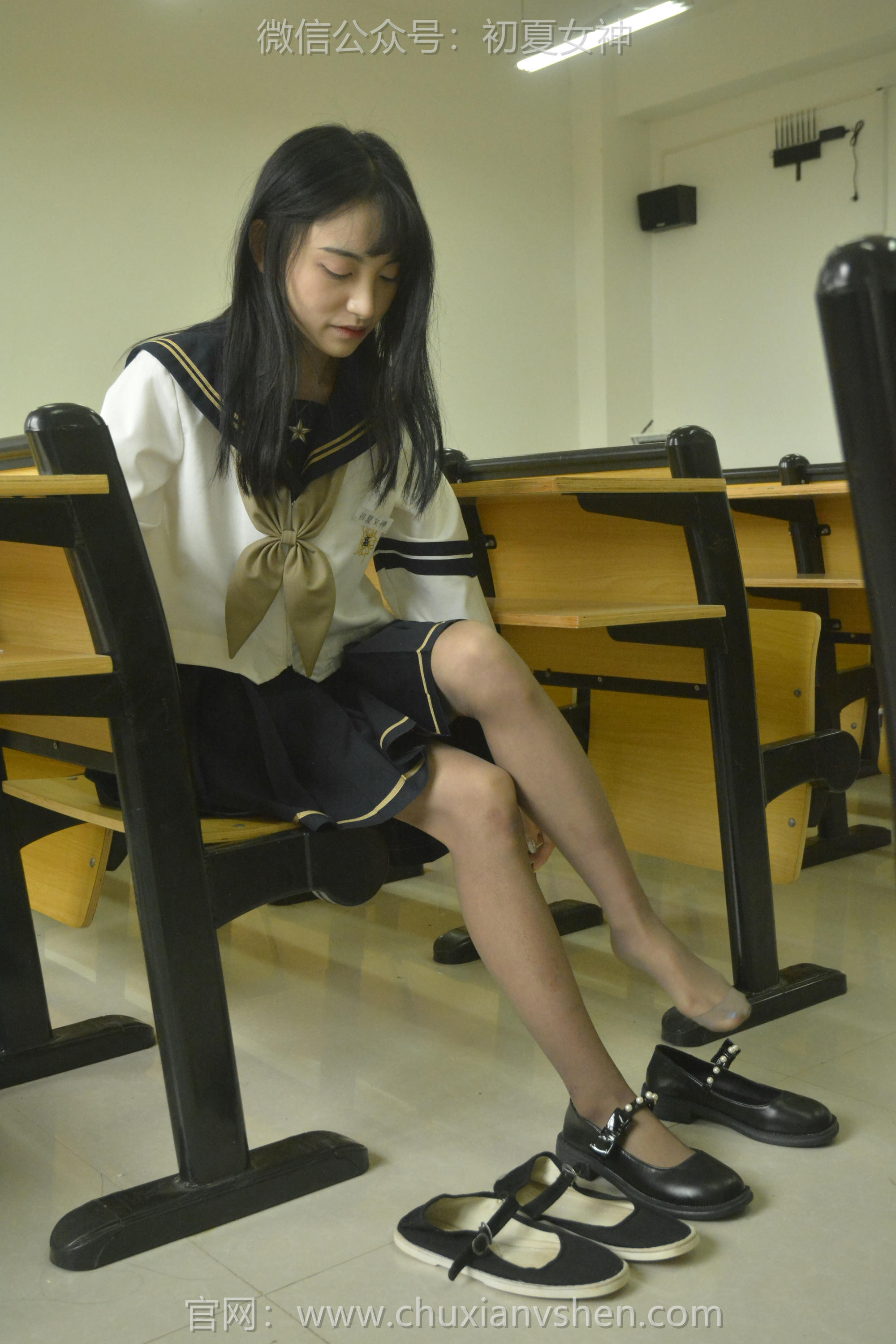 初夏女神 NO.100 柒柒 海军服[140P+1V／4.87GB]_第6集