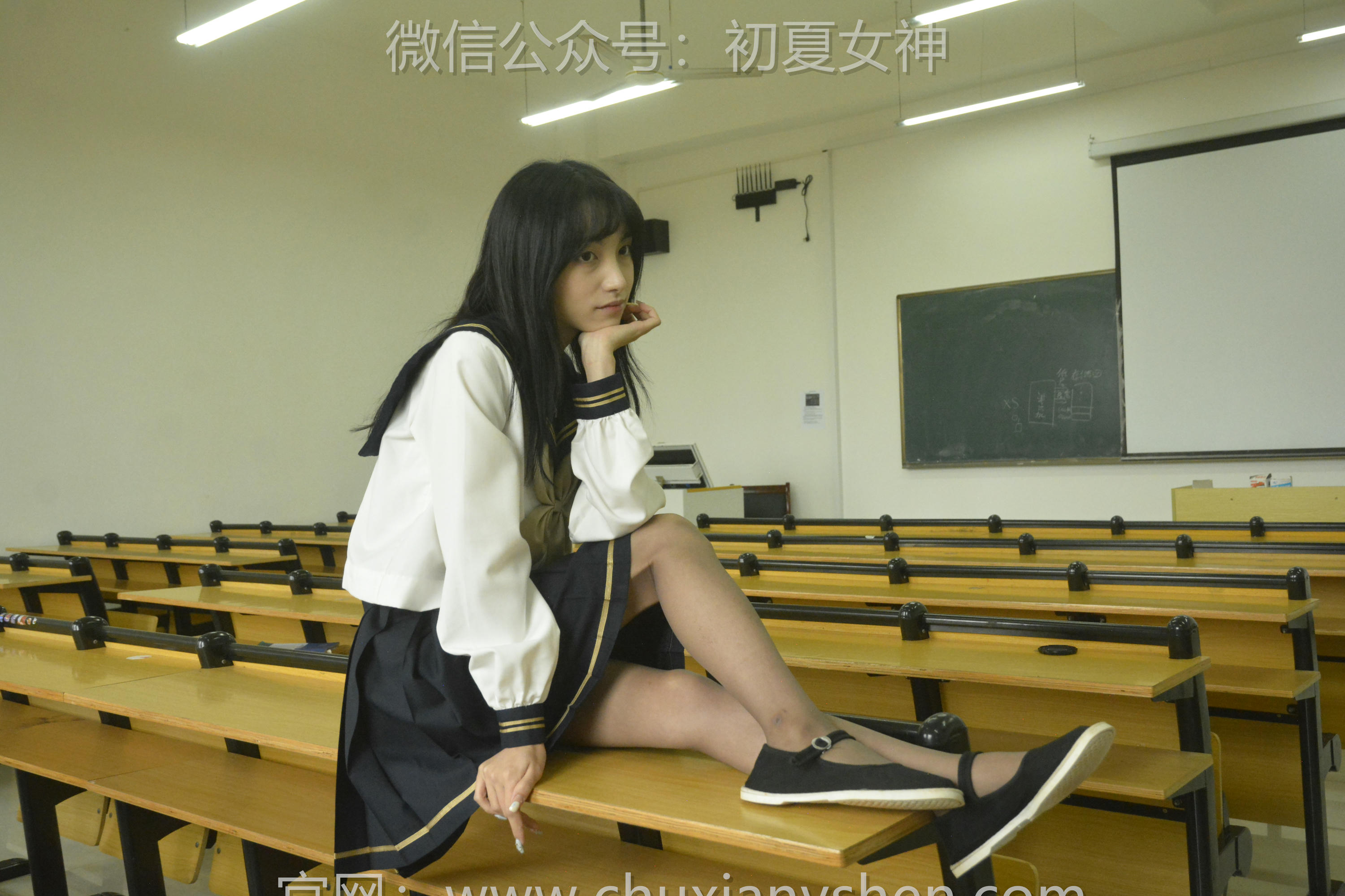 初夏女神 NO.100 柒柒 海军服[140P+1V／4.87GB]_第7集