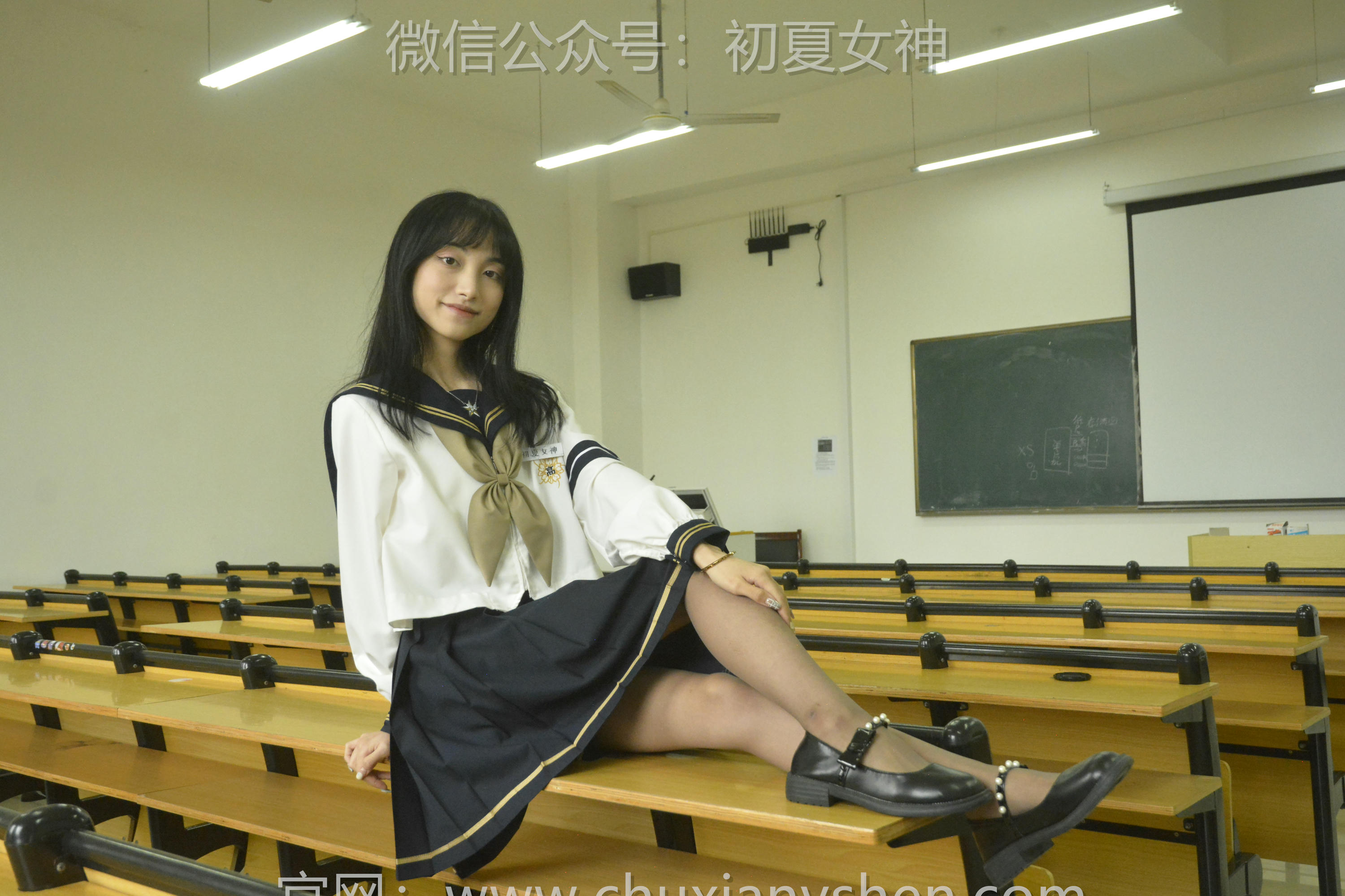 初夏女神 NO.100 柒柒 海军服[140P+1V／4.87GB]_第7集