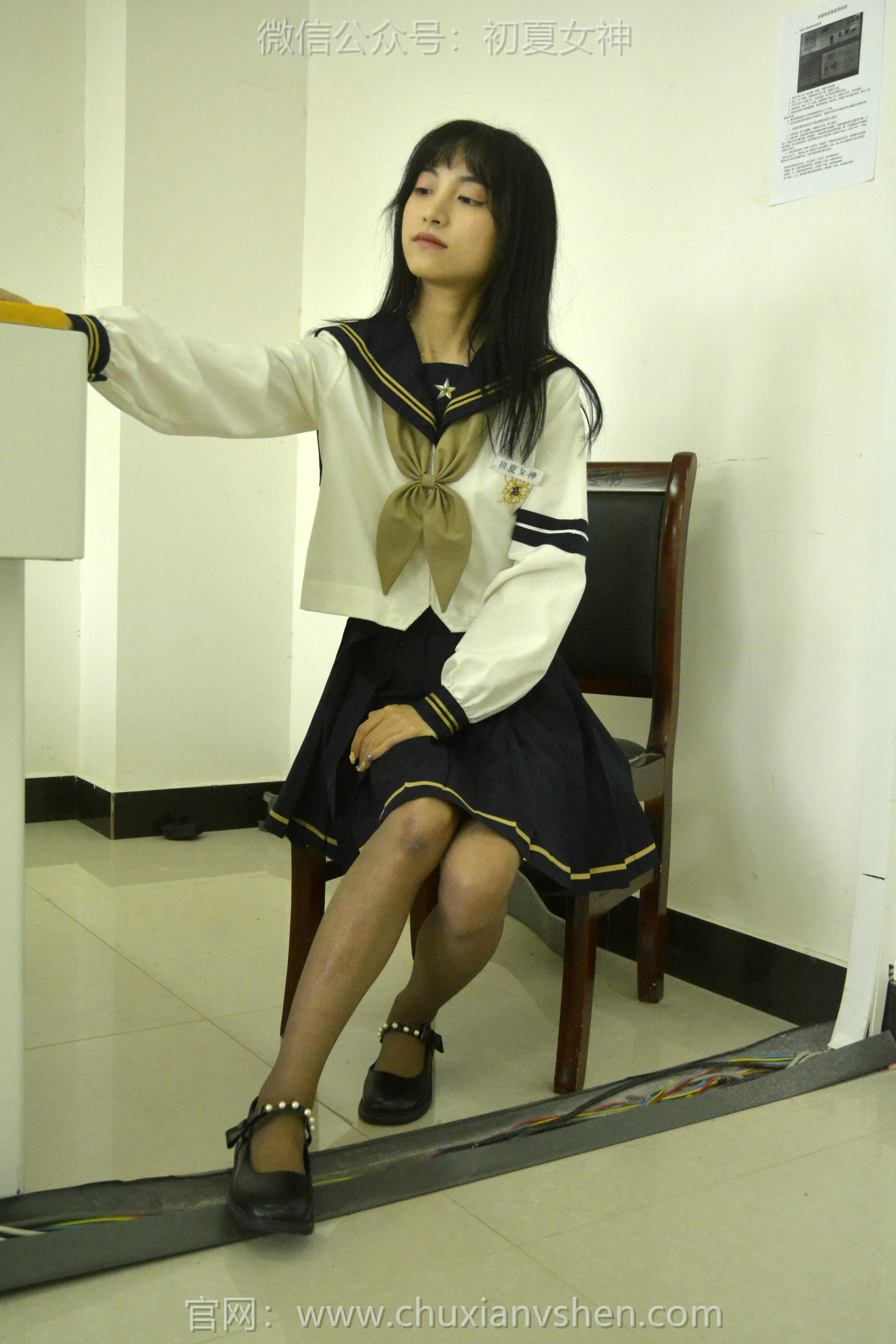 初夏女神 NO.100 柒柒 海军服[140P+1V／4.87GB]_第1集