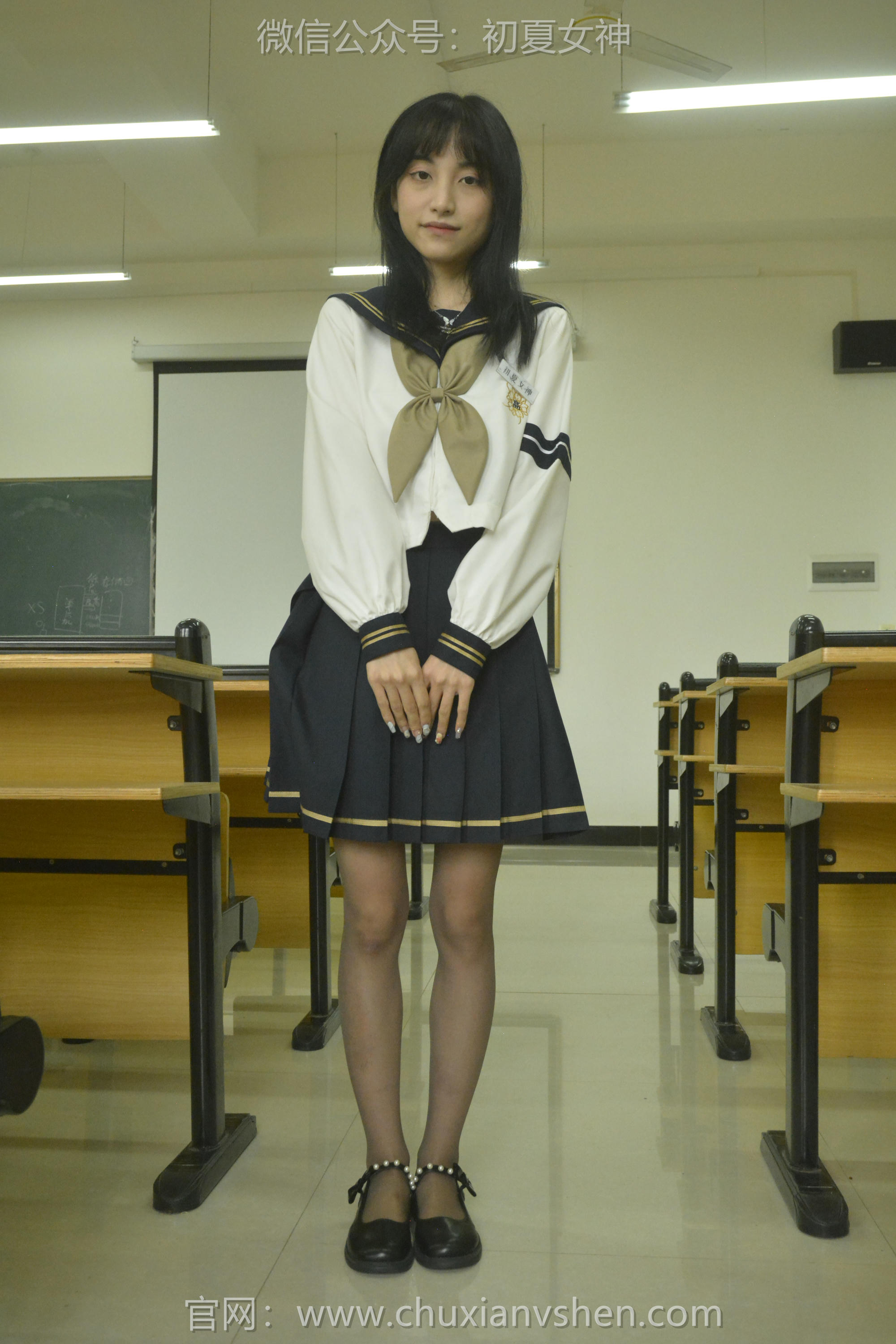 初夏女神 NO.100 柒柒 海军服[140P+1V／4.87GB]_第1集