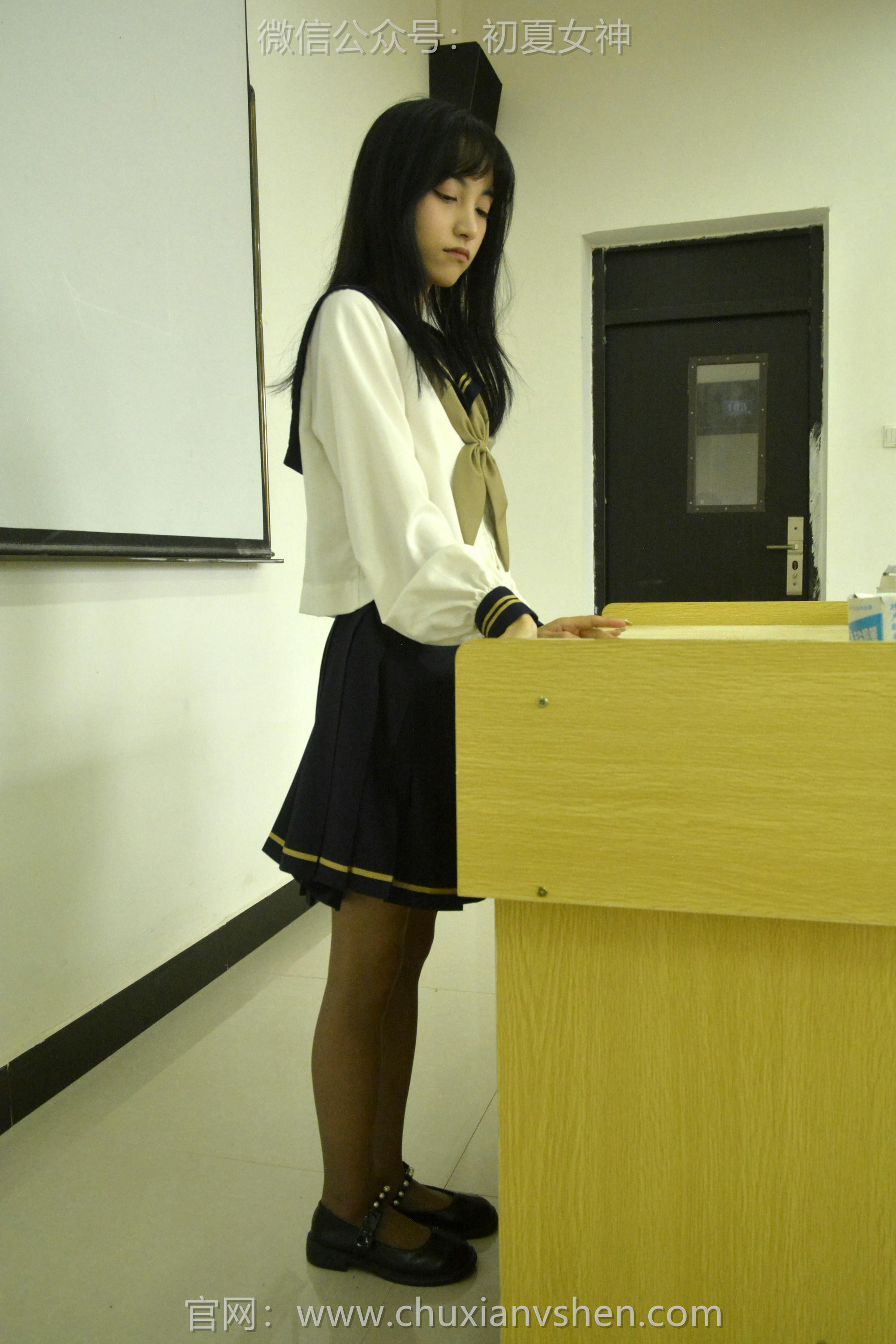 初夏女神 NO.100 柒柒 海军服[140P+1V／4.87GB]_第2集