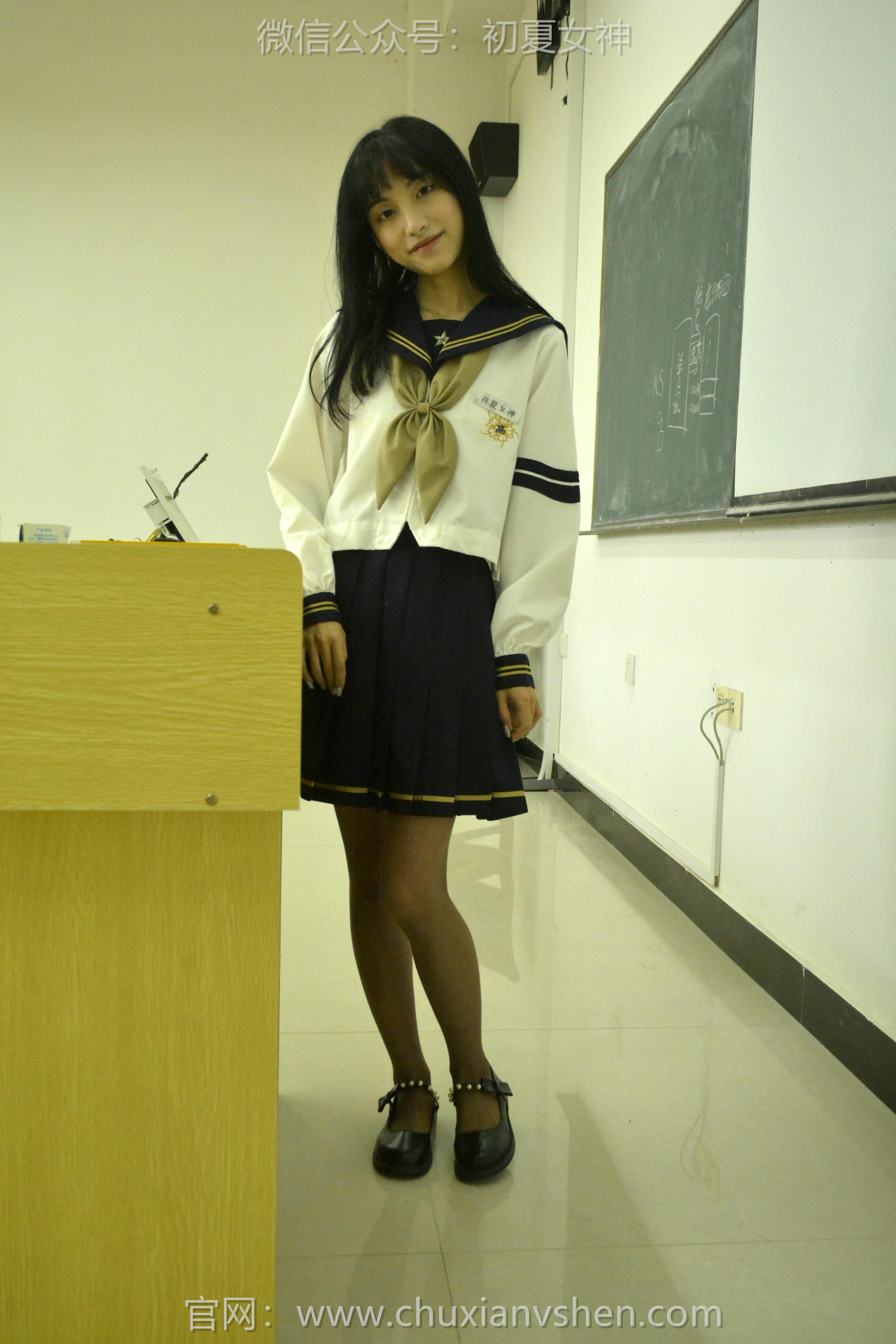 初夏女神 NO.100 柒柒 海军服[140P+1V／4.87GB]_第2集