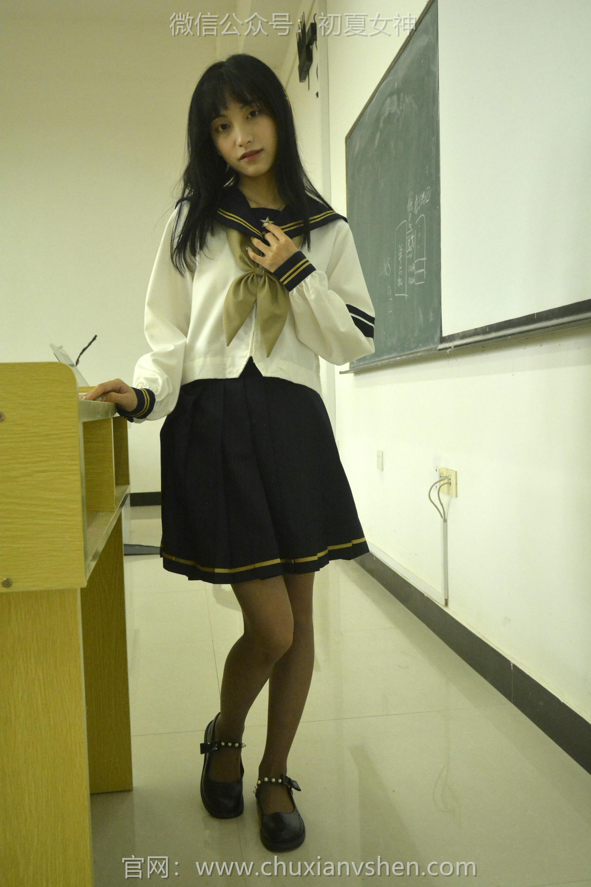 初夏女神 NO.100 柒柒 海军服[140P+1V／4.87GB]_第2集