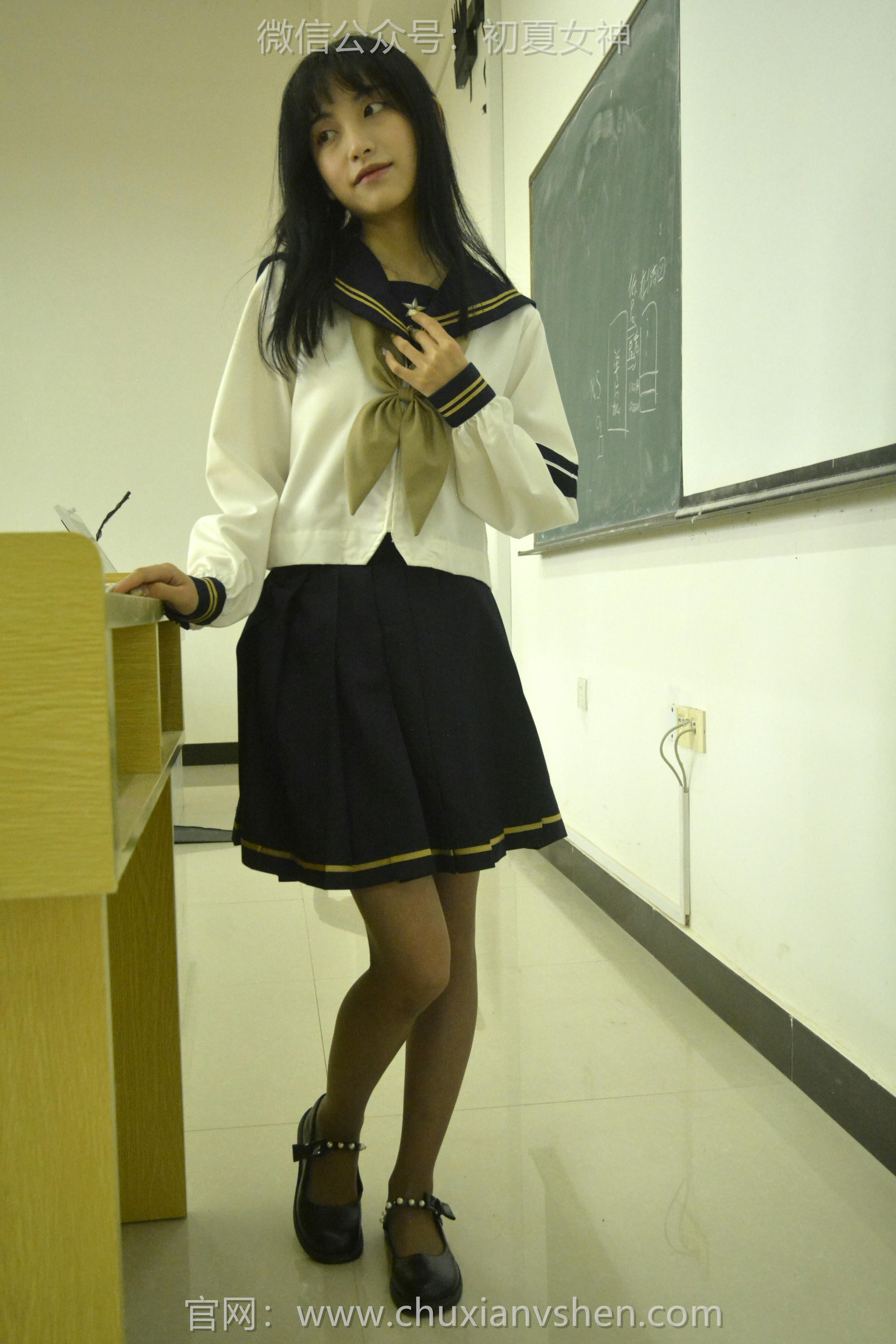 初夏女神 NO.100 柒柒 海军服[140P+1V／4.87GB]_第2集