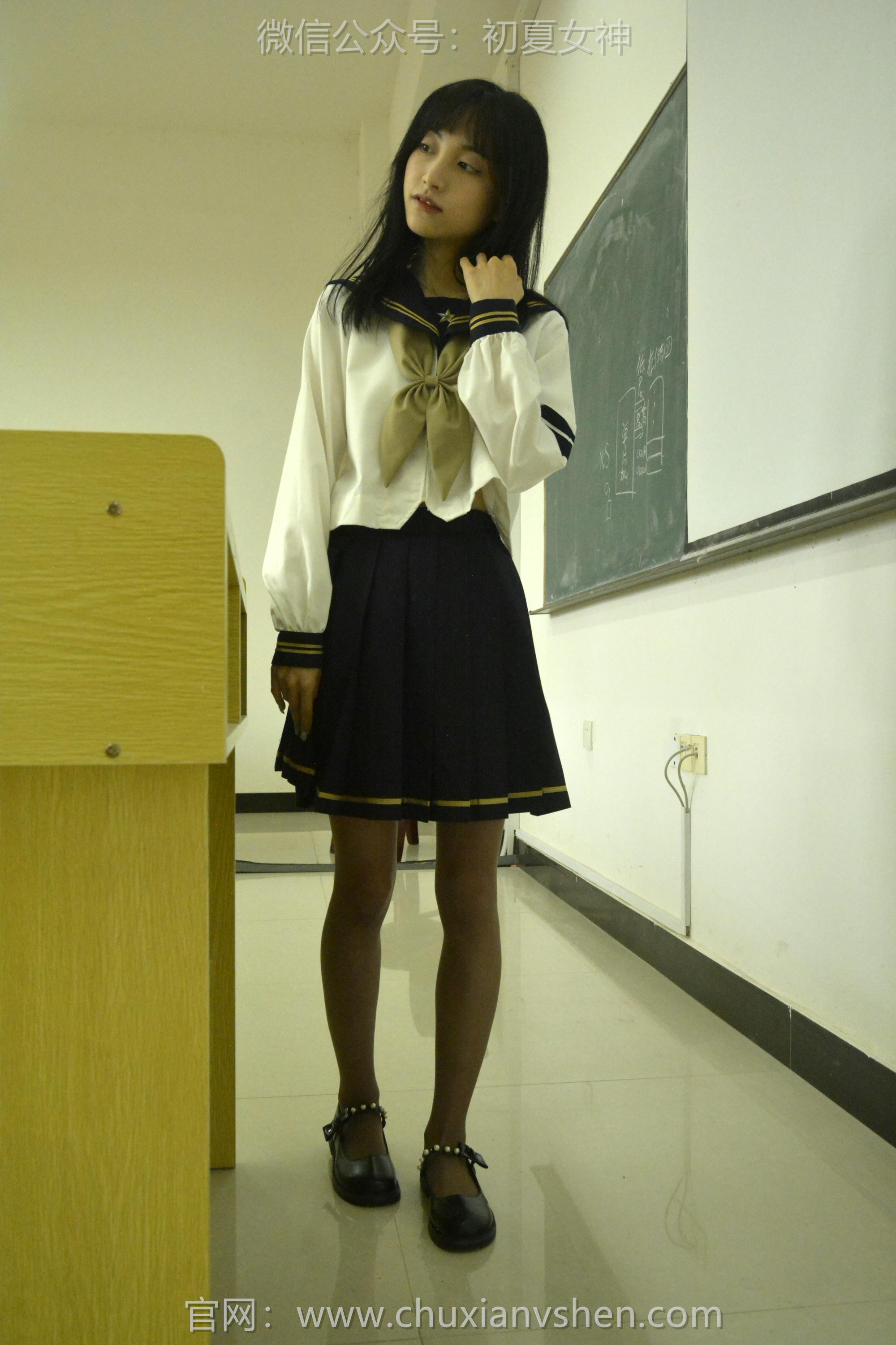 初夏女神 NO.100 柒柒 海军服[140P+1V／4.87GB]_第2集