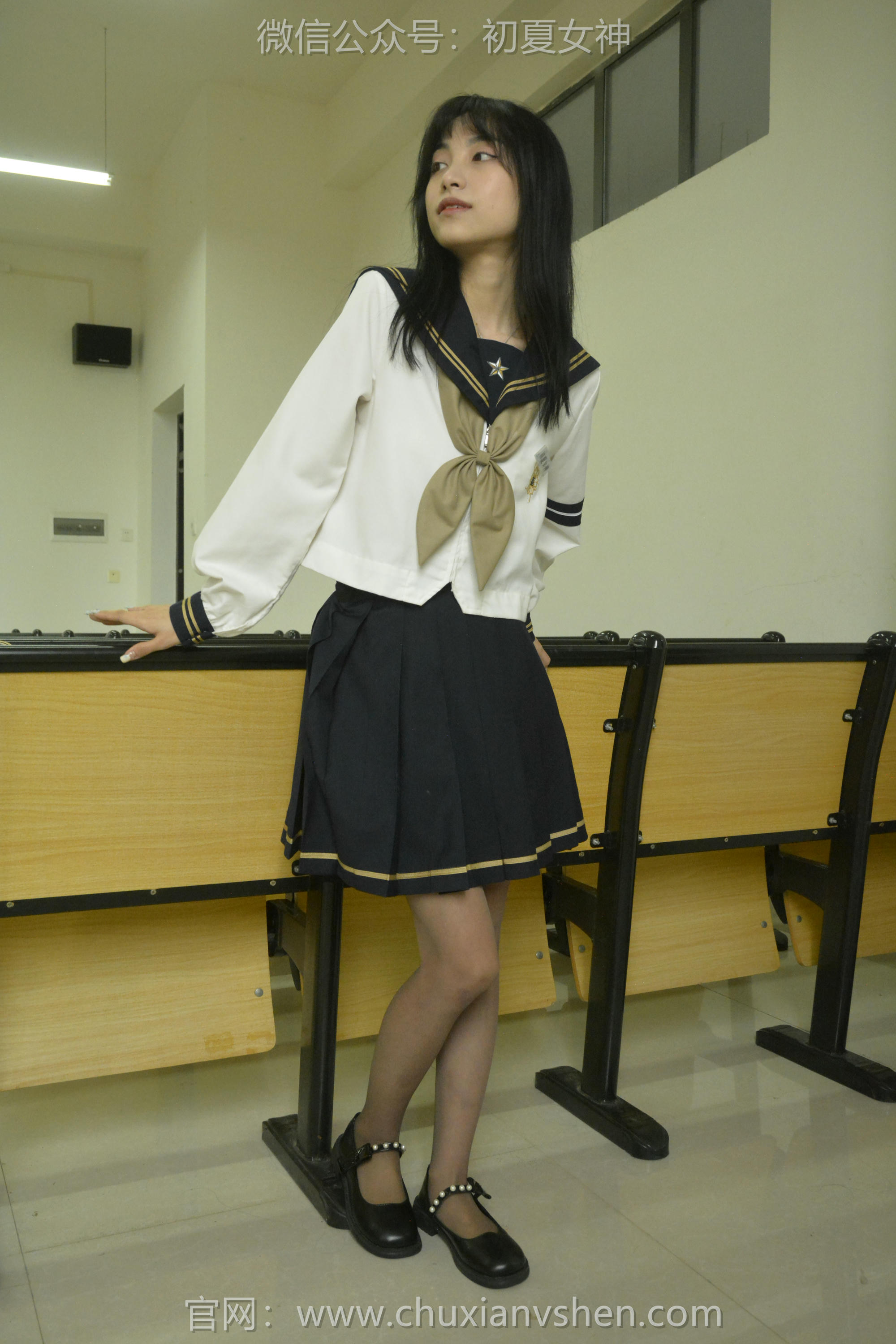 初夏女神 NO.100 柒柒 海军服[140P+1V／4.87GB]_第3集