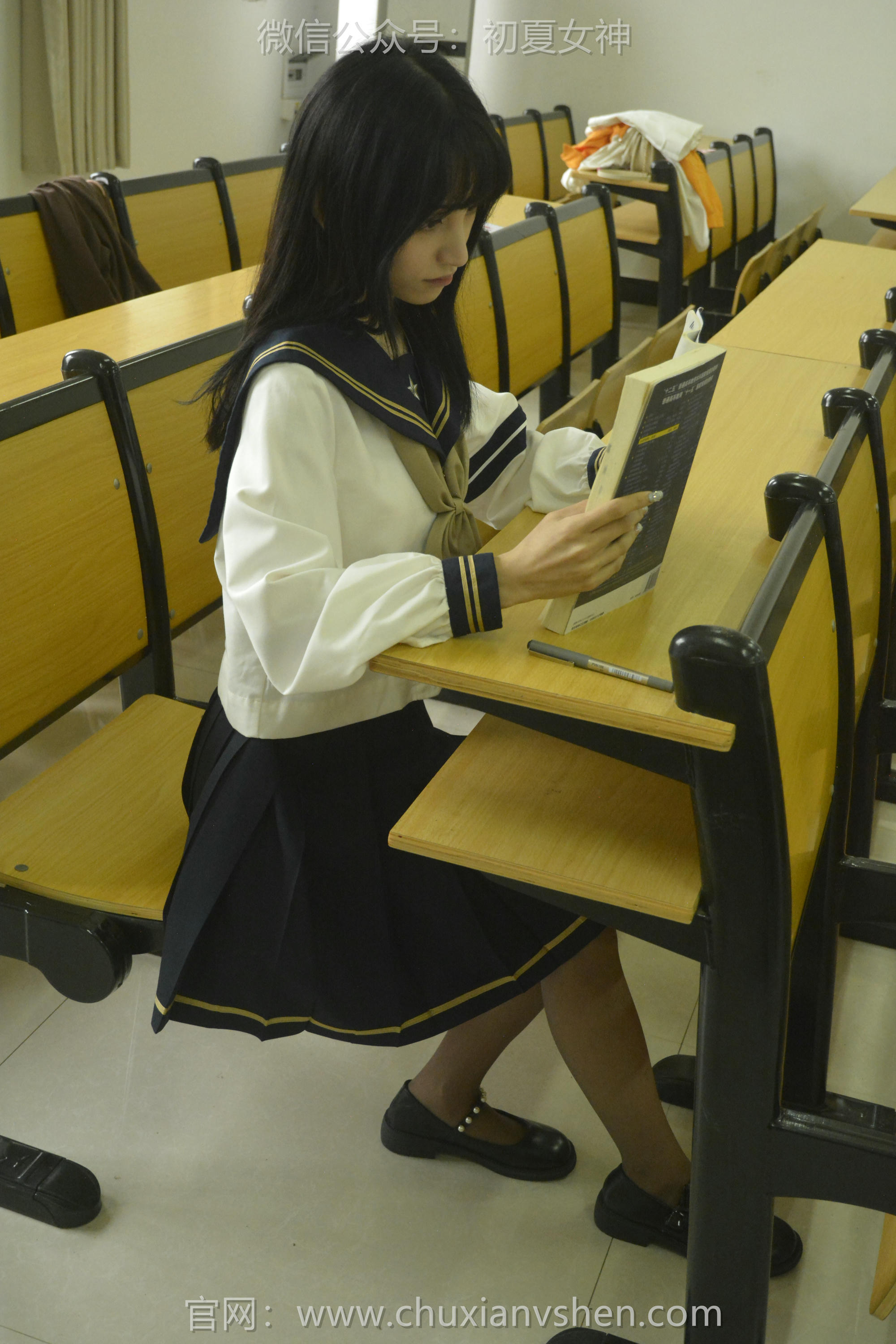 初夏女神 NO.100 柒柒 海军服[140P+1V／4.87GB]_第4集