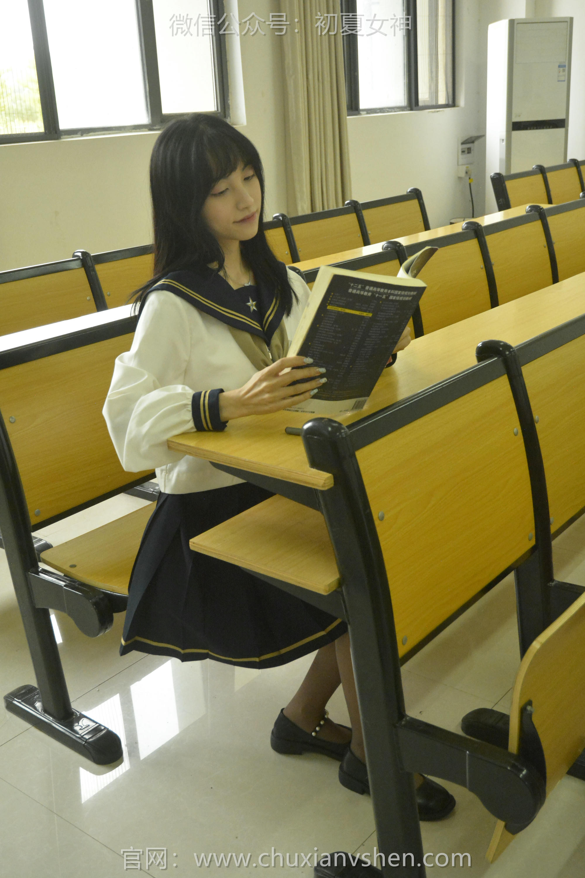 初夏女神 NO.100 柒柒 海军服[140P+1V／4.87GB]_第4集