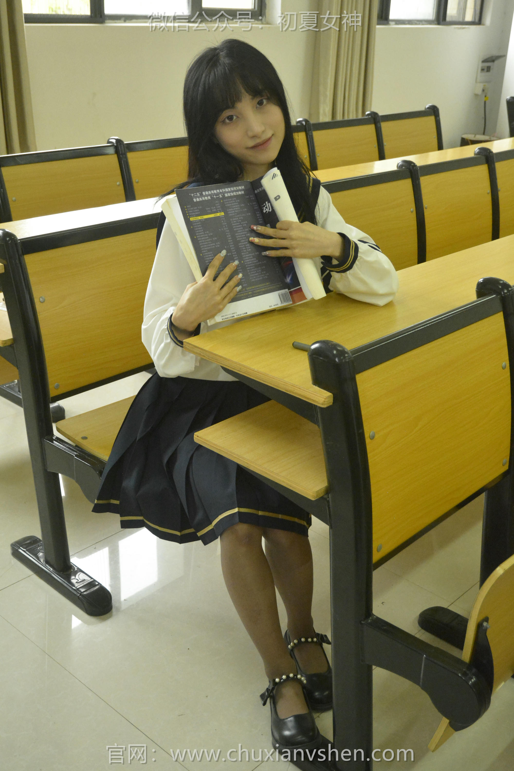 初夏女神 NO.100 柒柒 海军服[140P+1V／4.87GB]_第5集