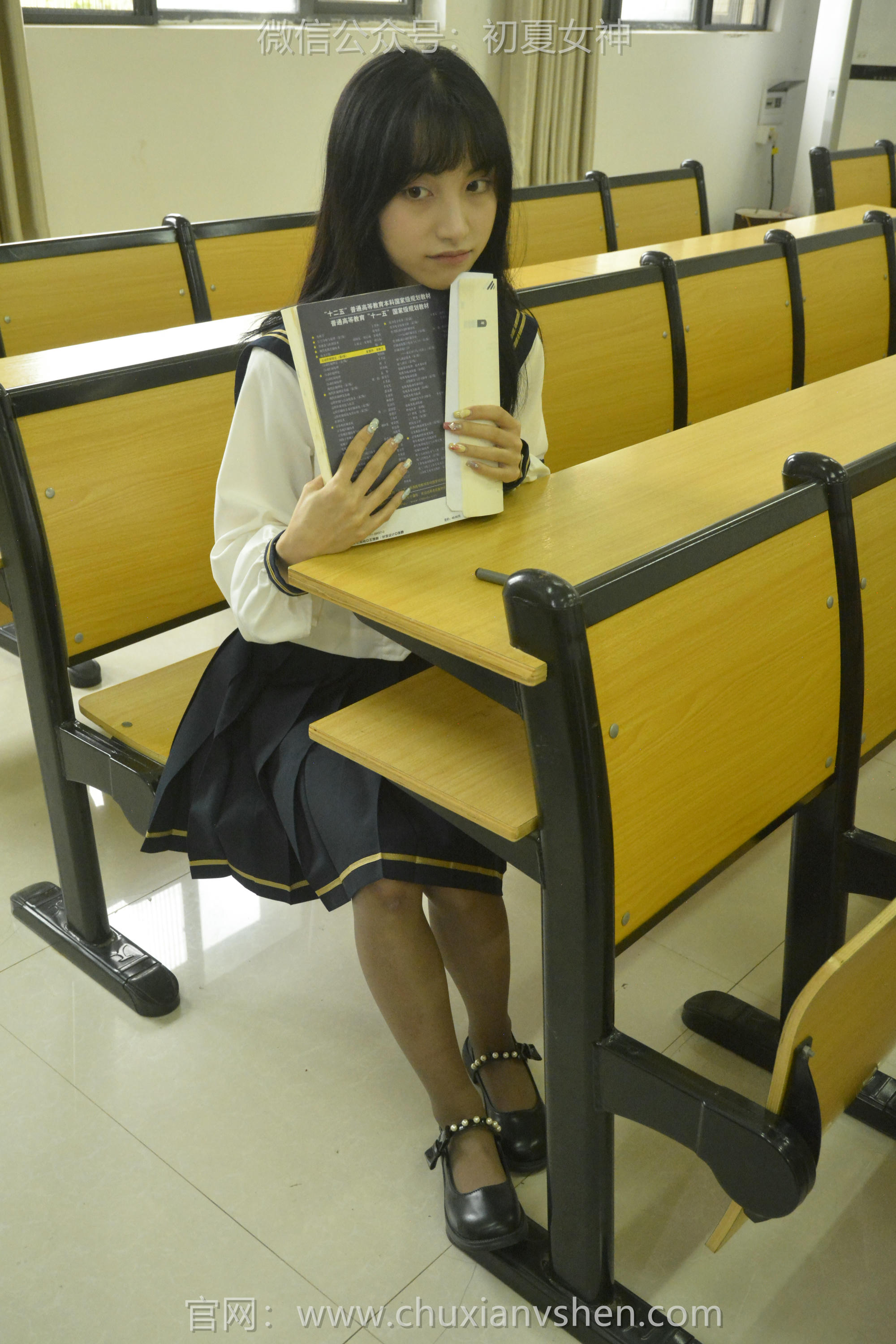 初夏女神 NO.100 柒柒 海军服[140P+1V／4.87GB]_第5集