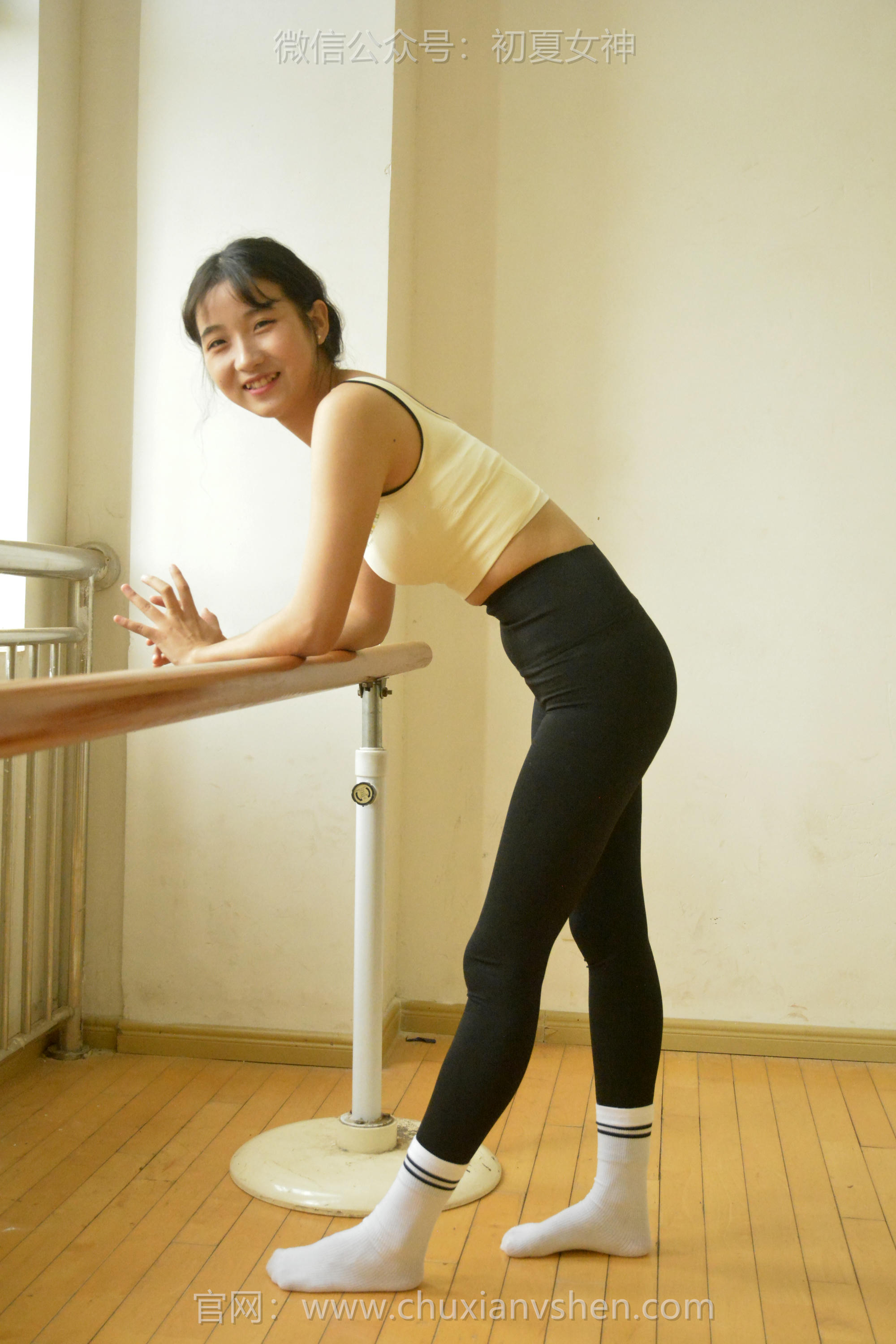 初夏女神 NO.101 点点 瑜伽课[140P+1V／5.57GB]_第7集