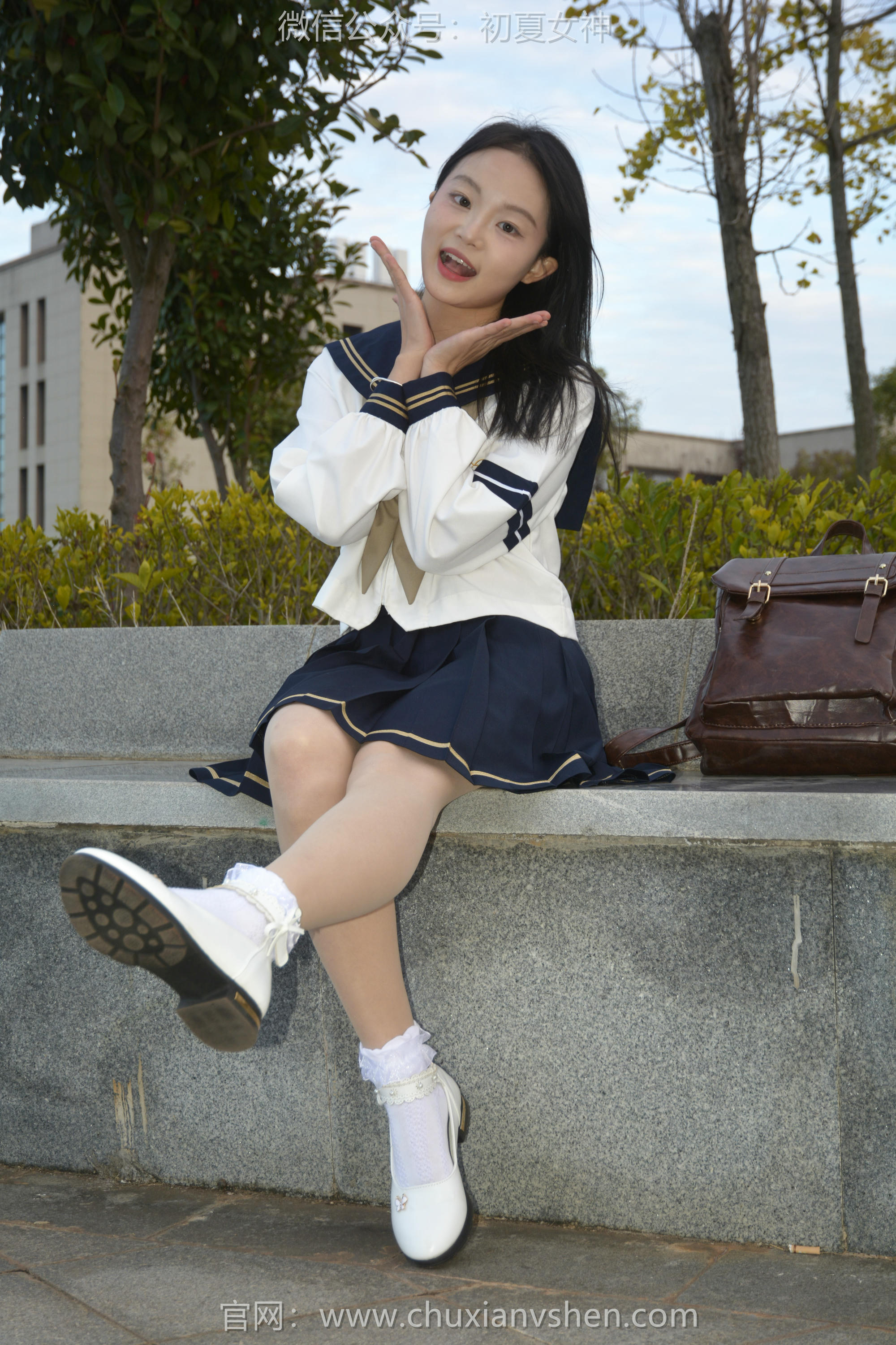 初夏女神 NO.103 双双 海军服JK[140P+1V／4.02GB]_第1集