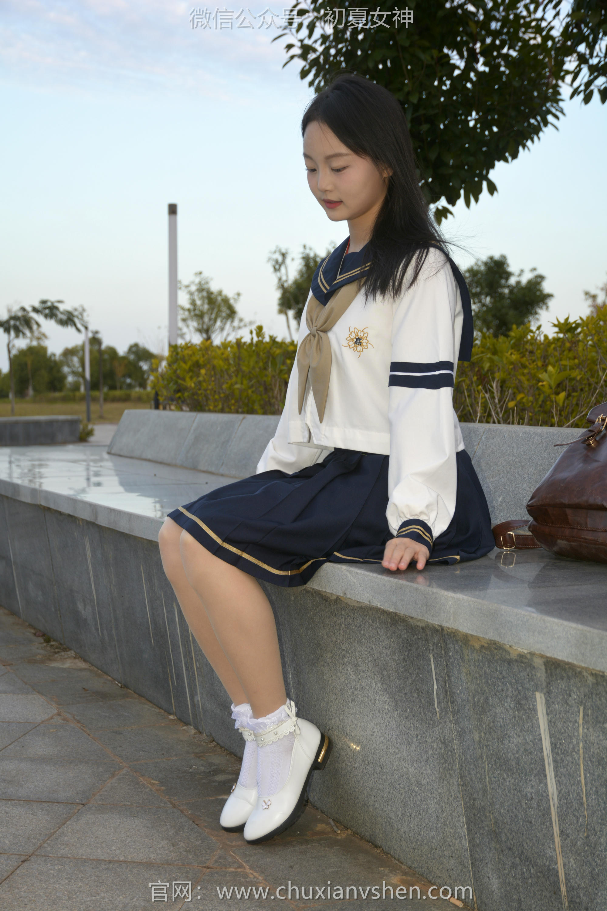 初夏女神 NO.103 双双 海军服JK[140P+1V／4.02GB]_第1集