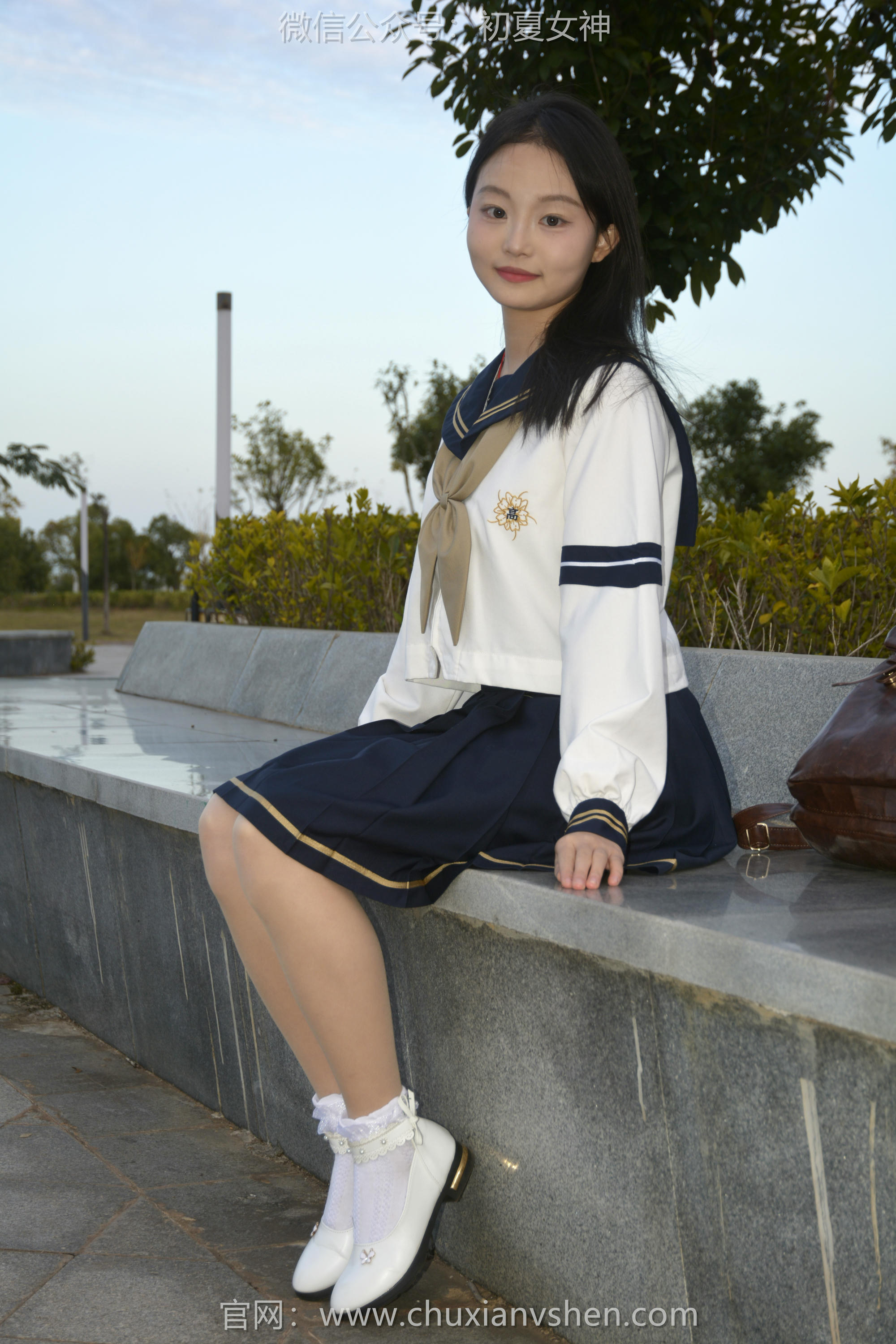 初夏女神 NO.103 双双 海军服JK[140P+1V／4.02GB]_第1集