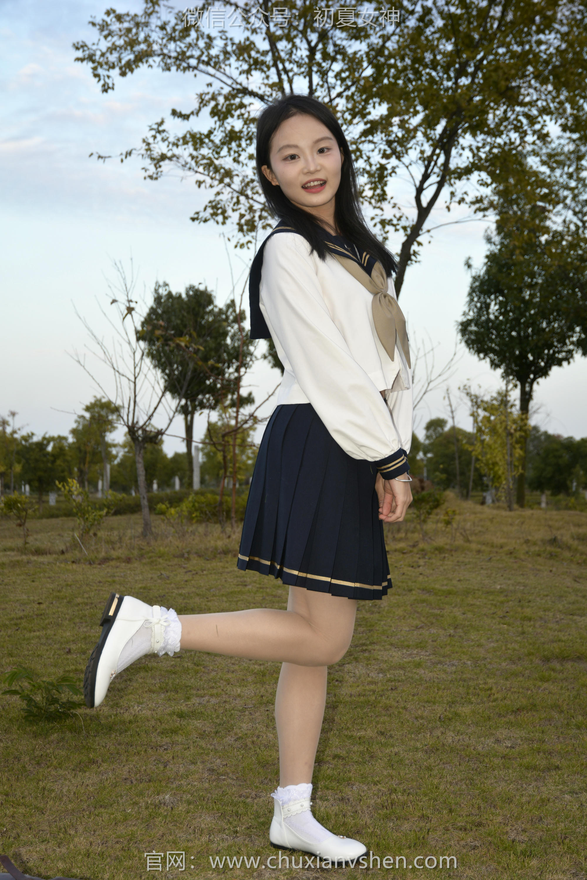 初夏女神 NO.103 双双 海军服JK[140P+1V／4.02GB]_第2集