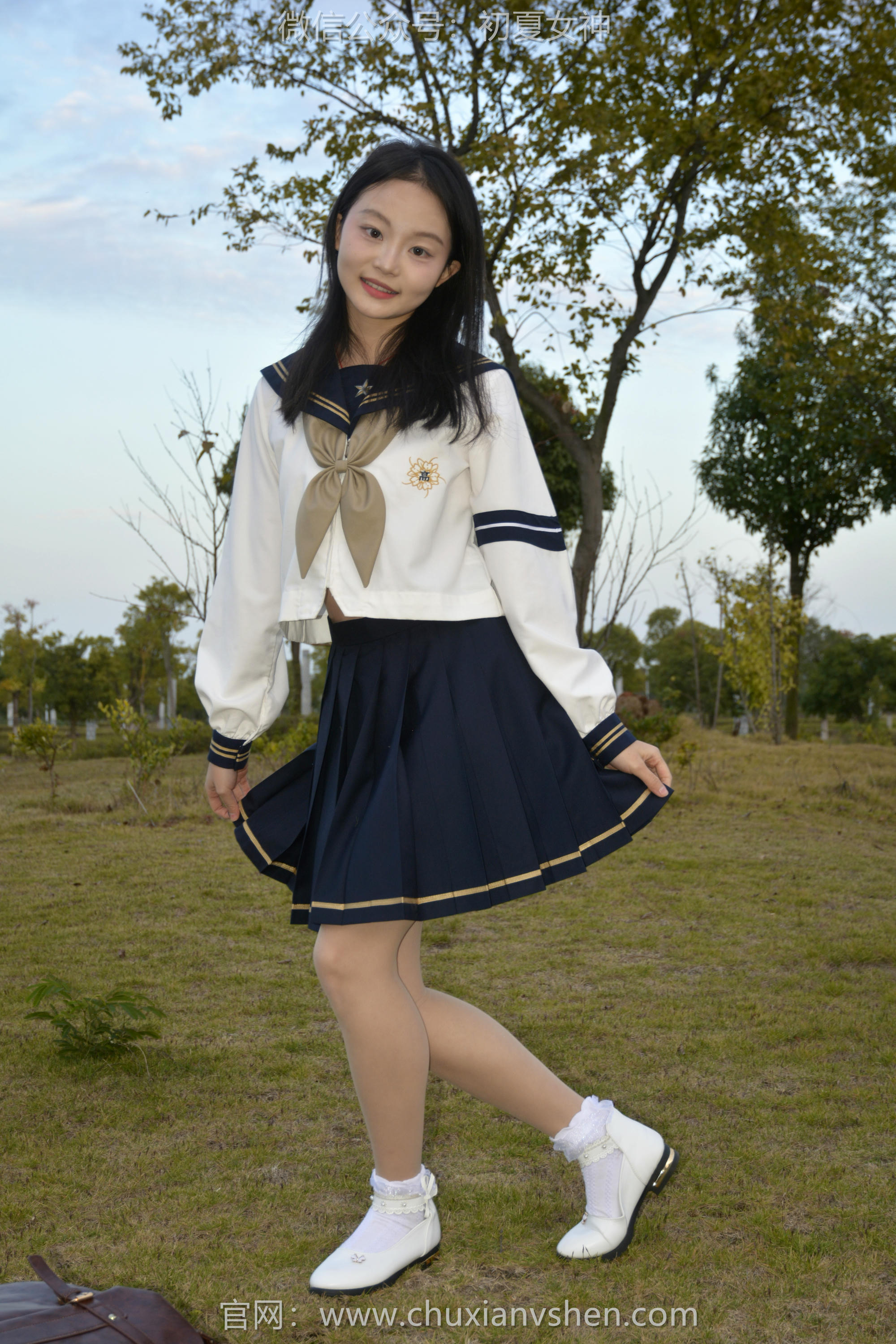 初夏女神 NO.103 双双 海军服JK[140P+1V／4.02GB]_第3集