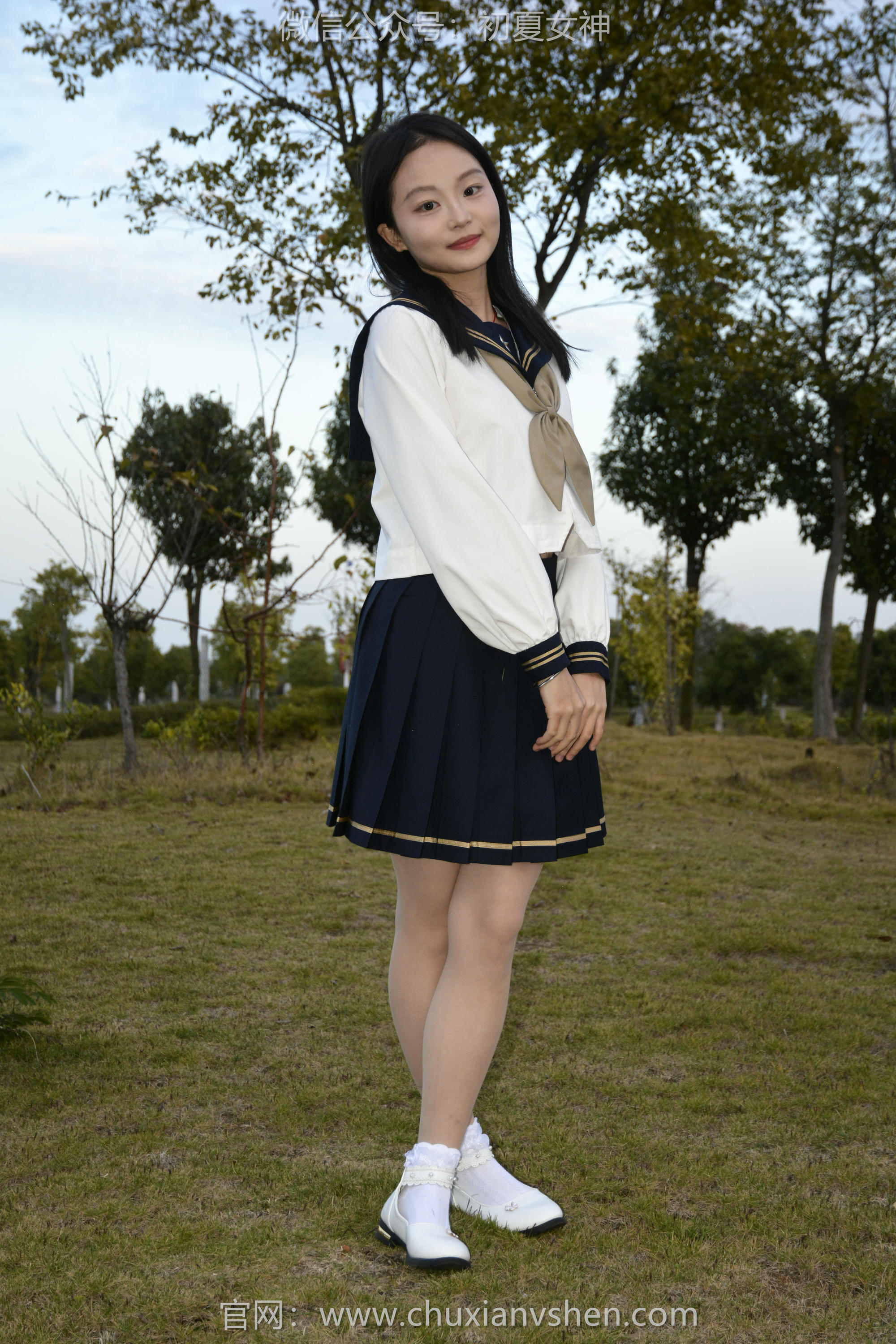 初夏女神 NO.103 双双 海军服JK[140P+1V／4.02GB]_第3集