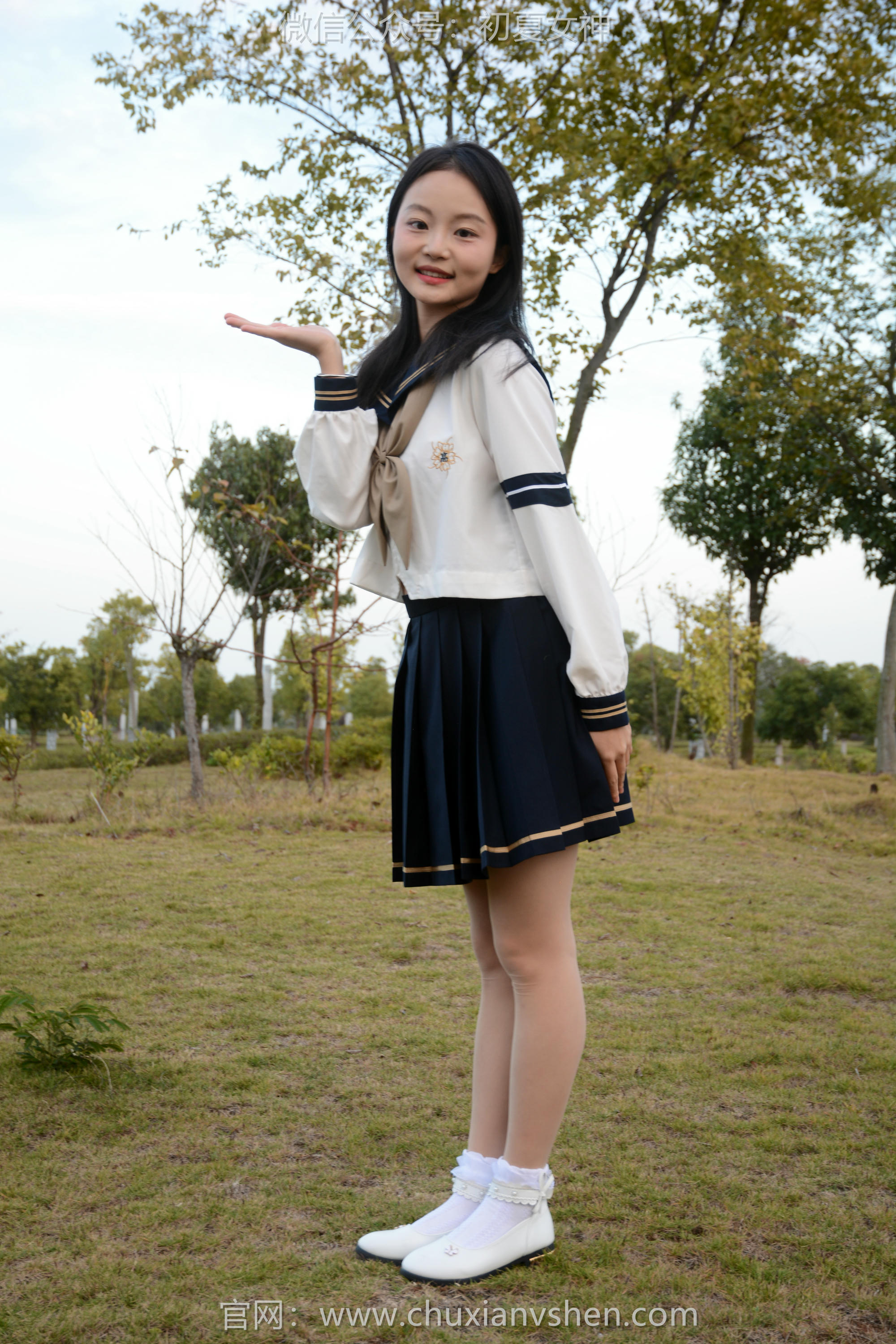 初夏女神 NO.103 双双 海军服JK[140P+1V／4.02GB]_第3集