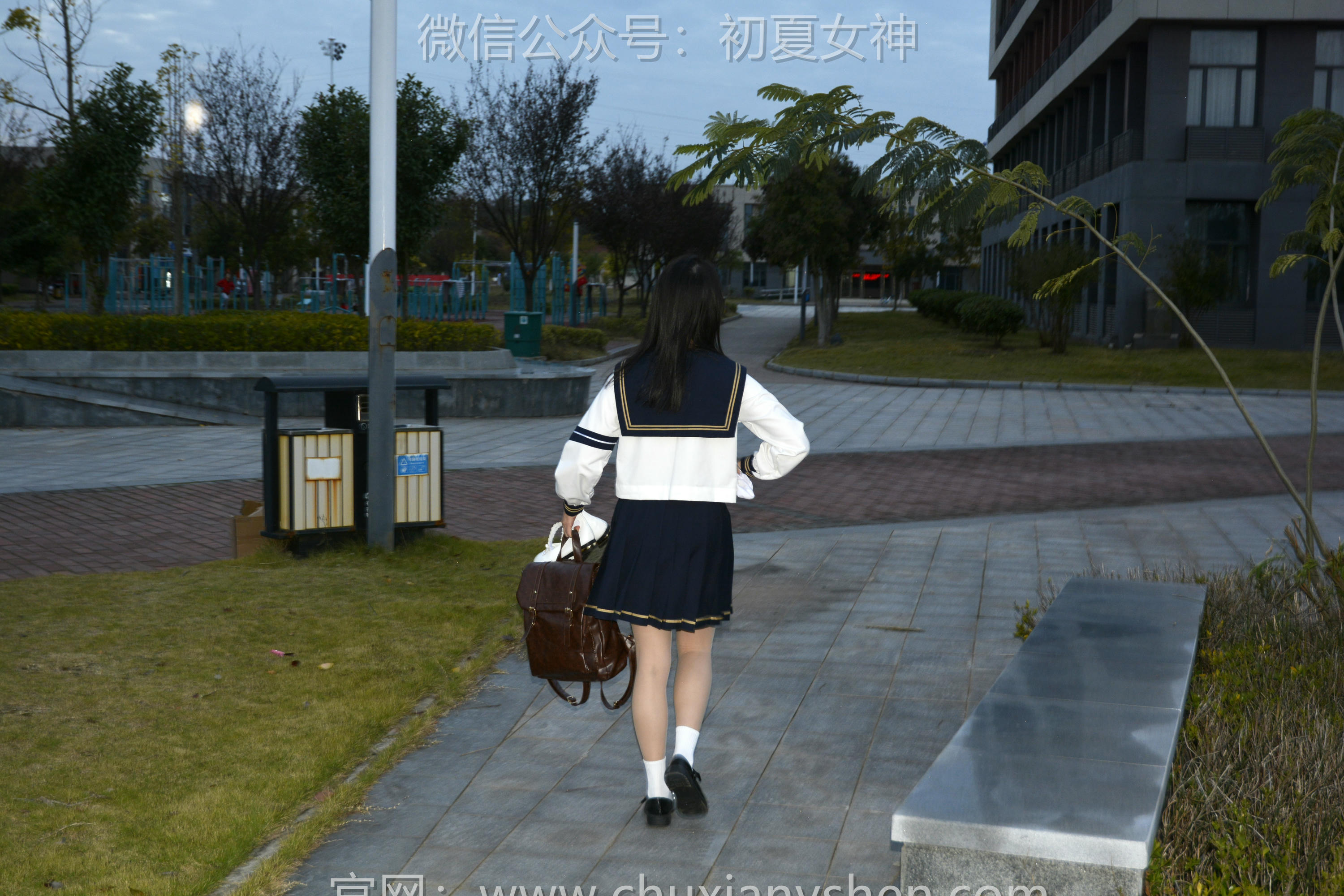 初夏女神 NO.103 双双 海军服JK[140P+1V／4.02GB]_第5集