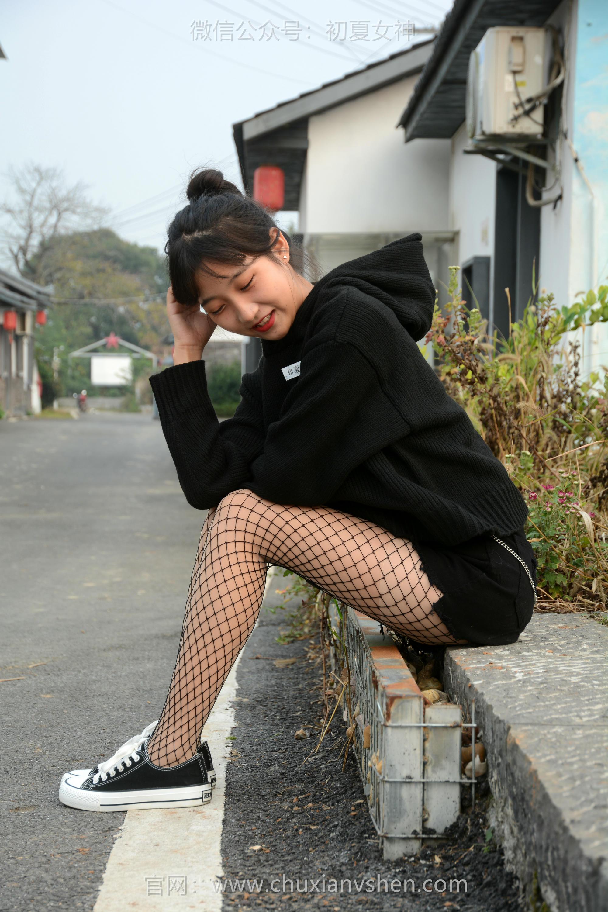 初夏女神 NO.104 点点 时尚村姑[140P+1V／3.68GB]_第1集