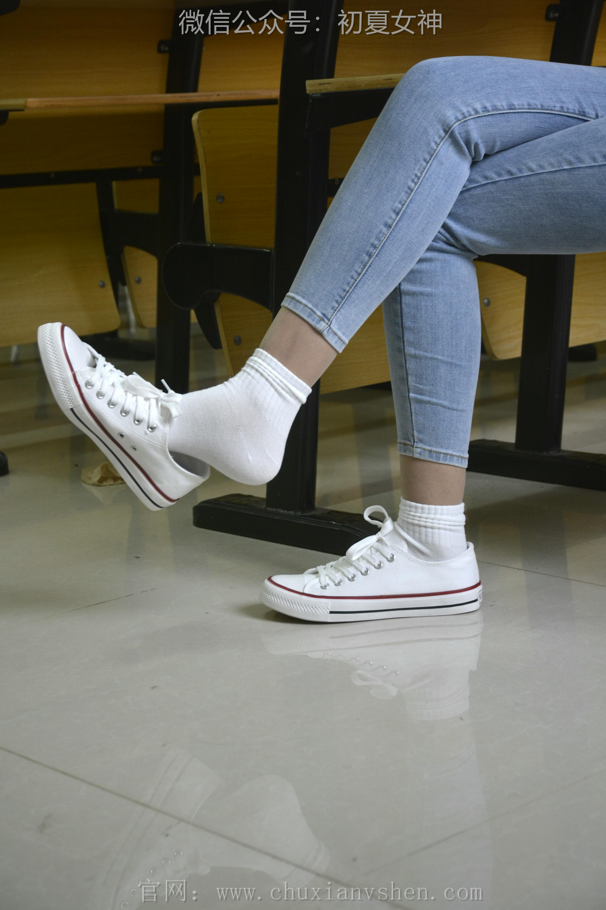 初夏女神 NO.106 依依 母校我来了[130P+1V／3.57GB]_第5集